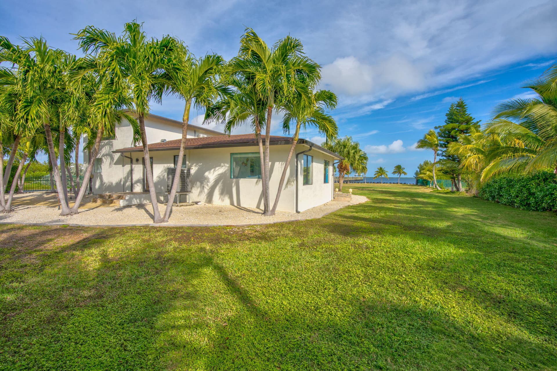 30468 Oleander Blvd photo 9