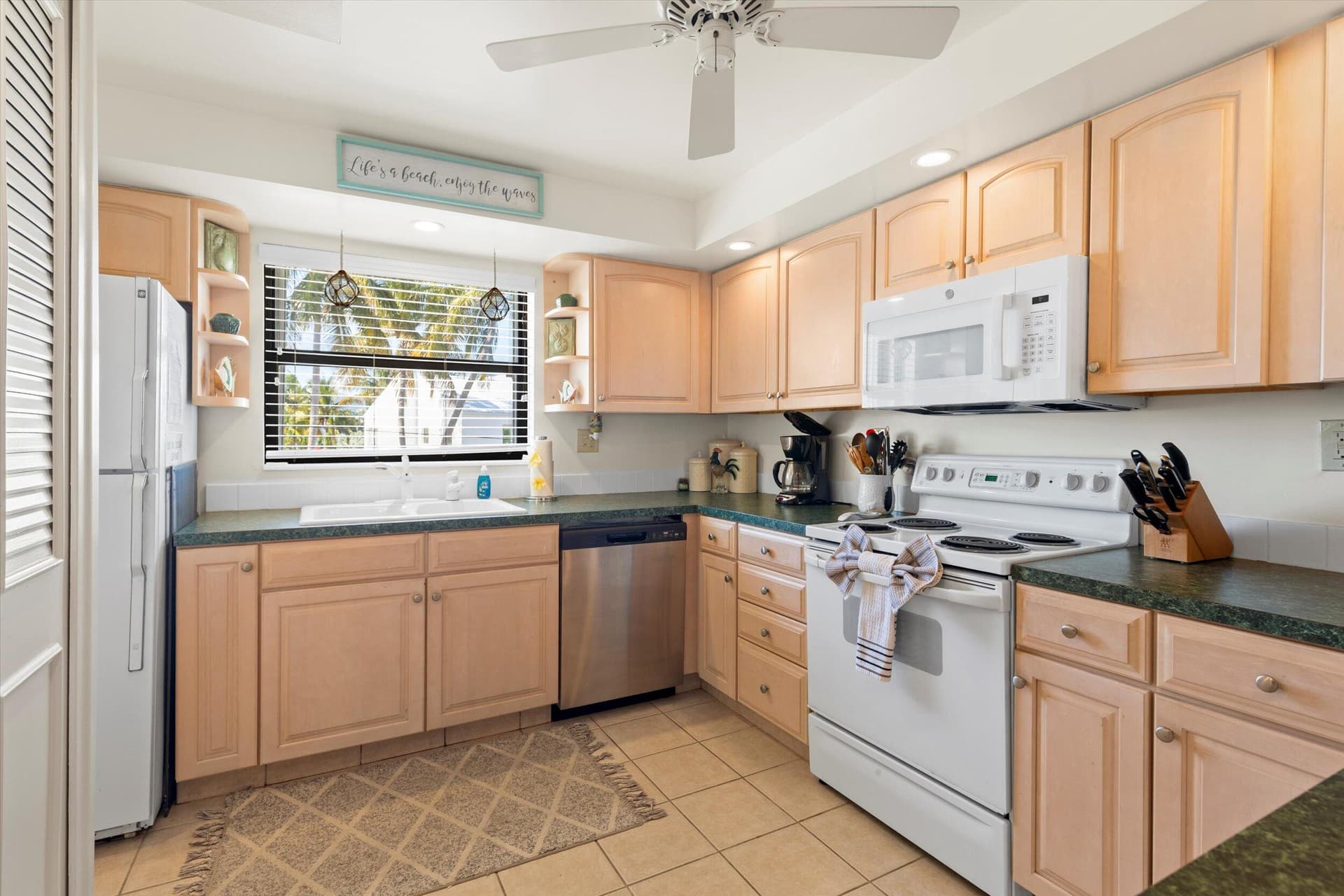 601 W OCEAN Drive 311D photo 20
