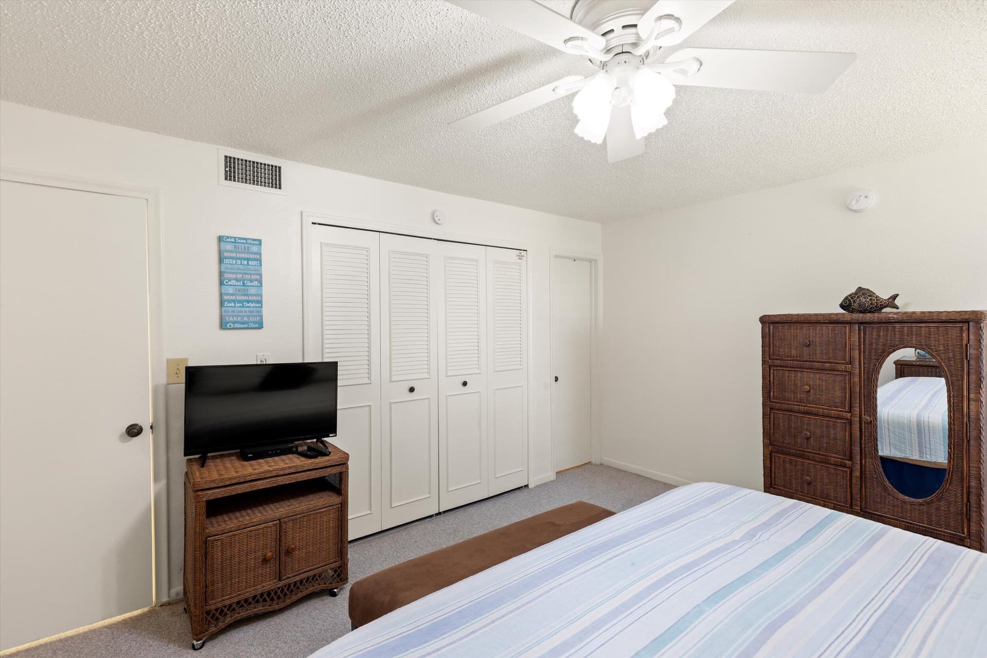 601 W OCEAN Drive 311D photo 25