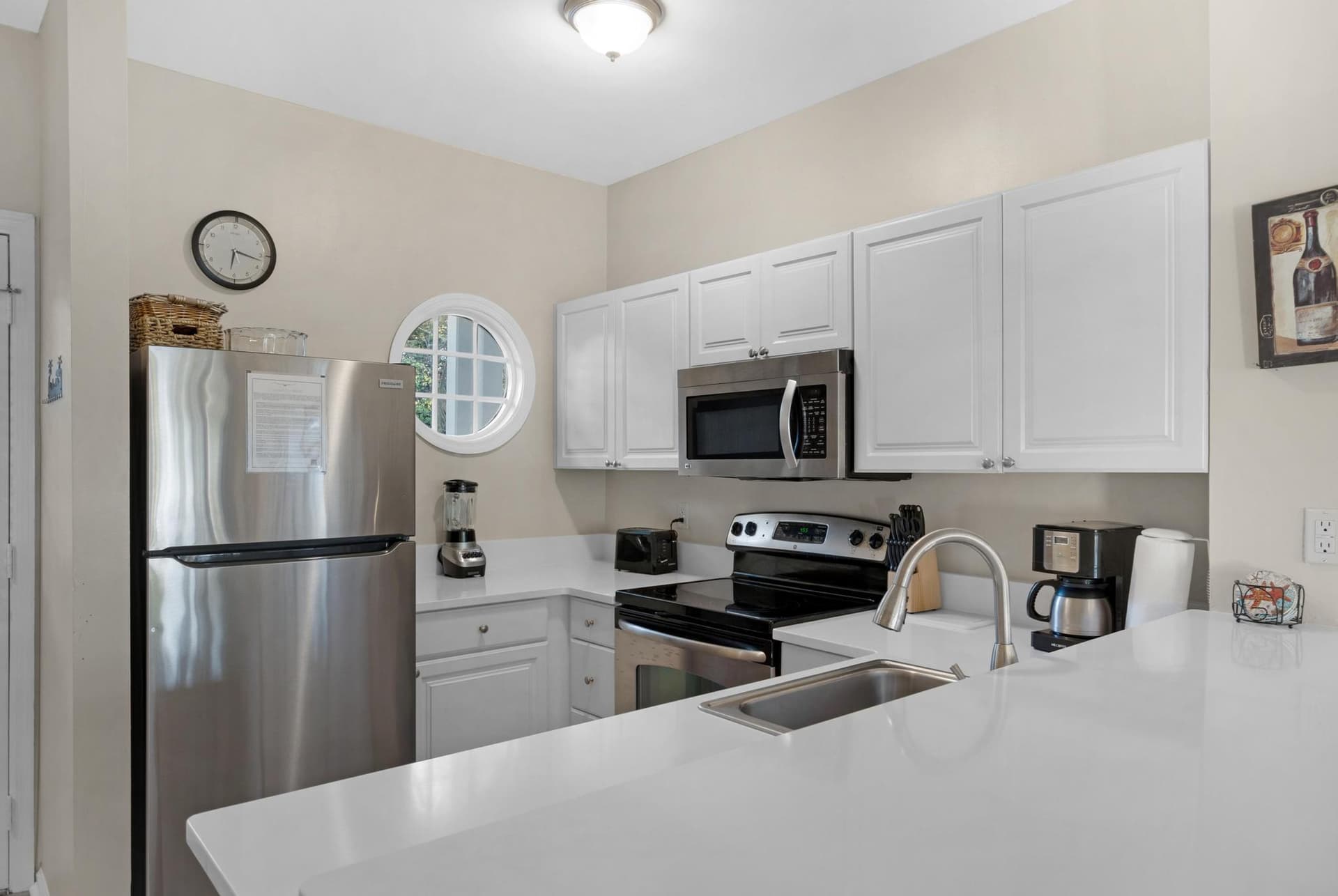 5081 Sunset Village Drive photo 10