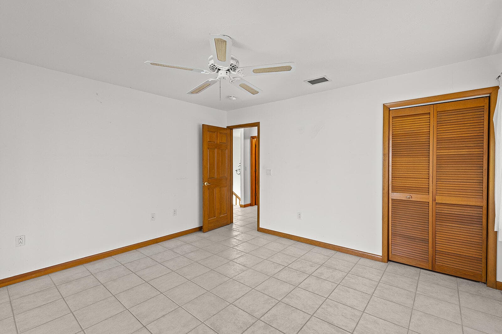 226 Corsair Rd photo 25