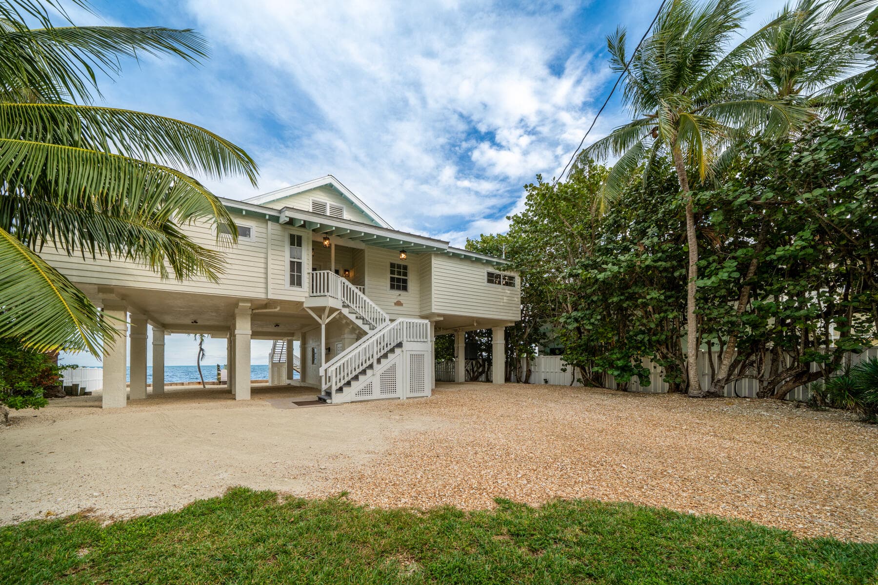 236 Tarpon Street photo 4