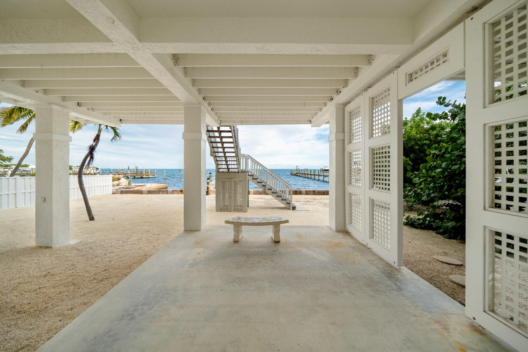 236 Tarpon Street photo 8