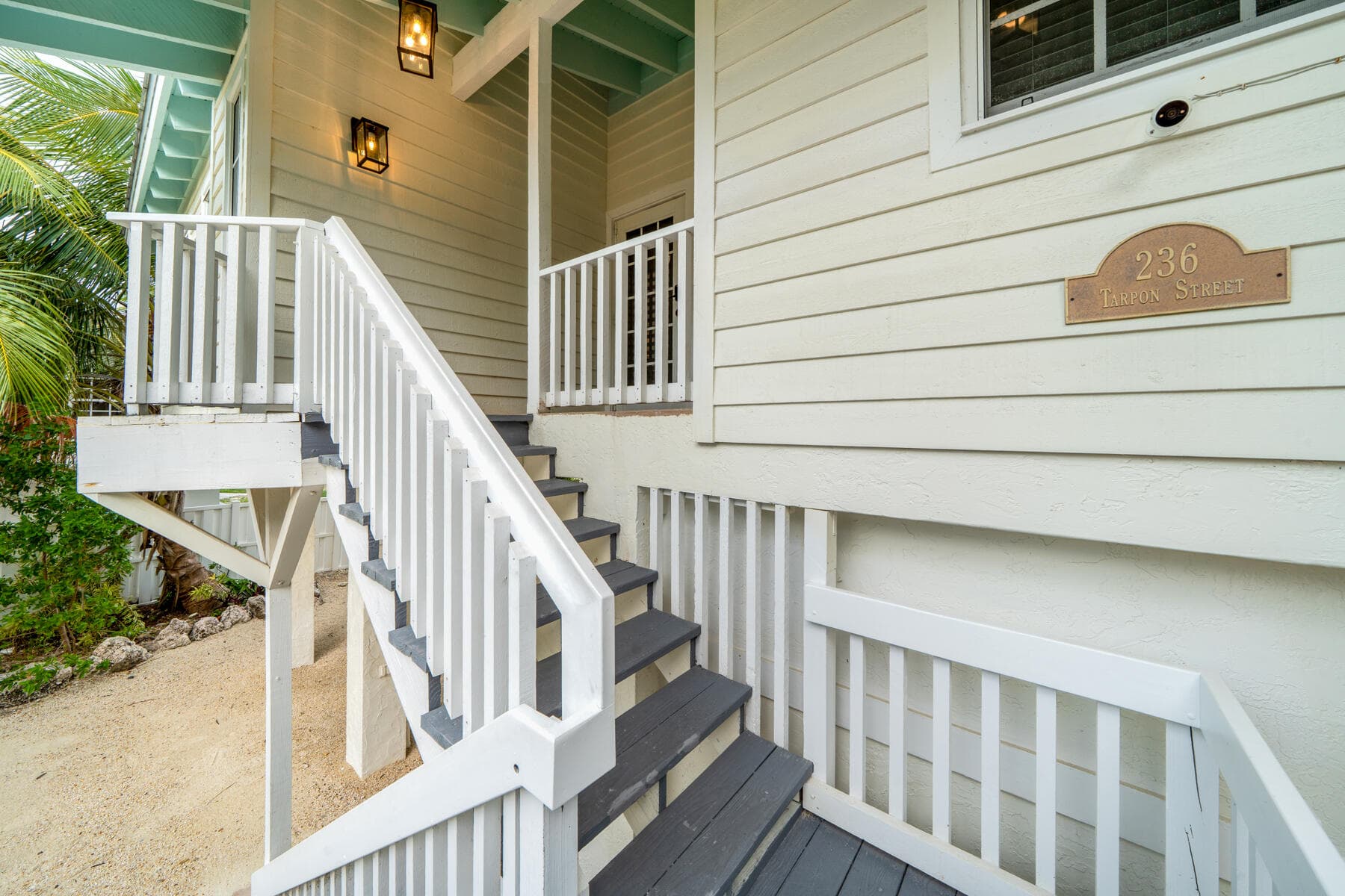 236 Tarpon Street photo 11