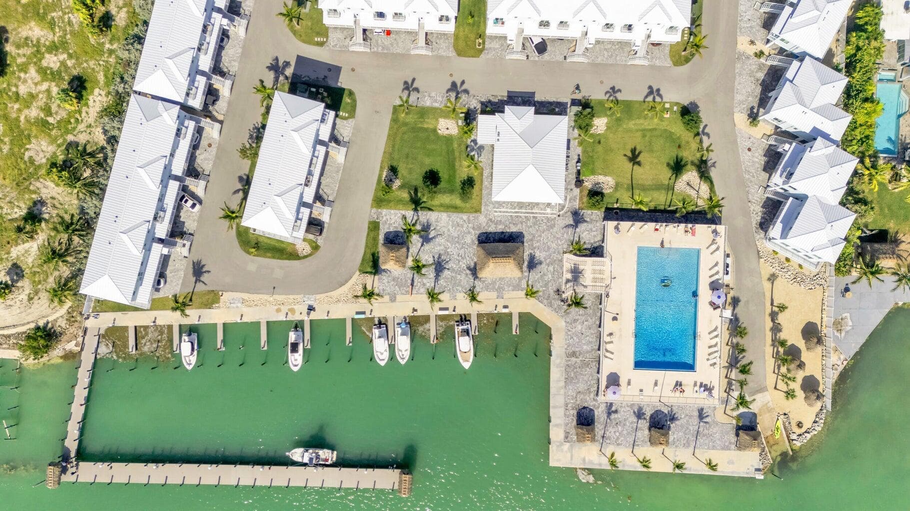 10877 Overseas Highway 30 photo 6