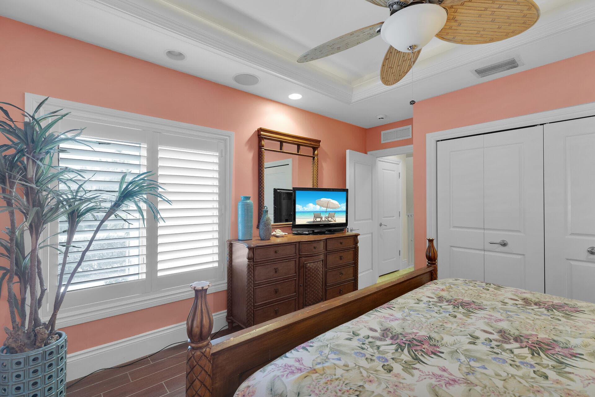 821 W Ocean Drive 3 photo 19