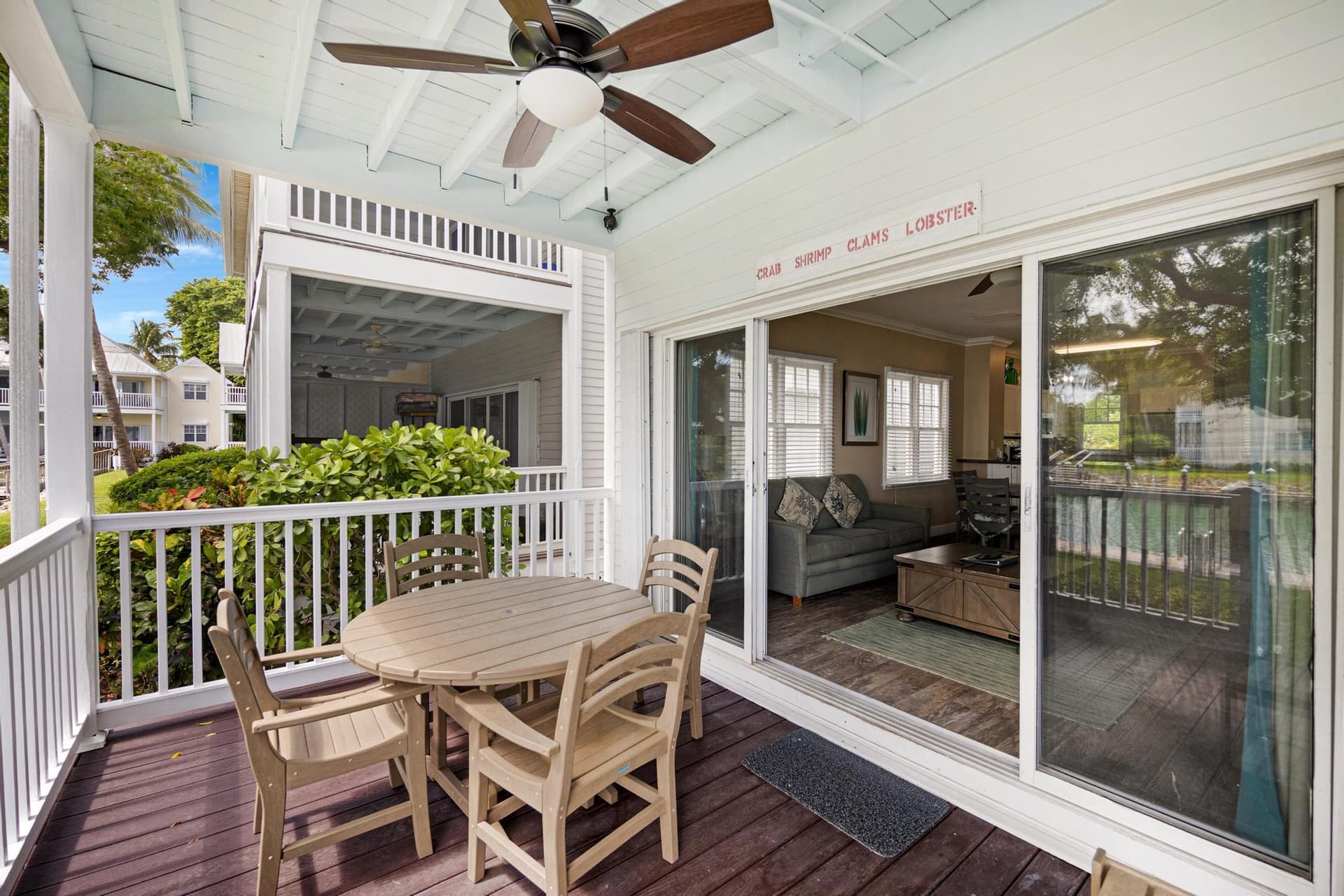 7075 Hawks Cay Boulevard photo 12