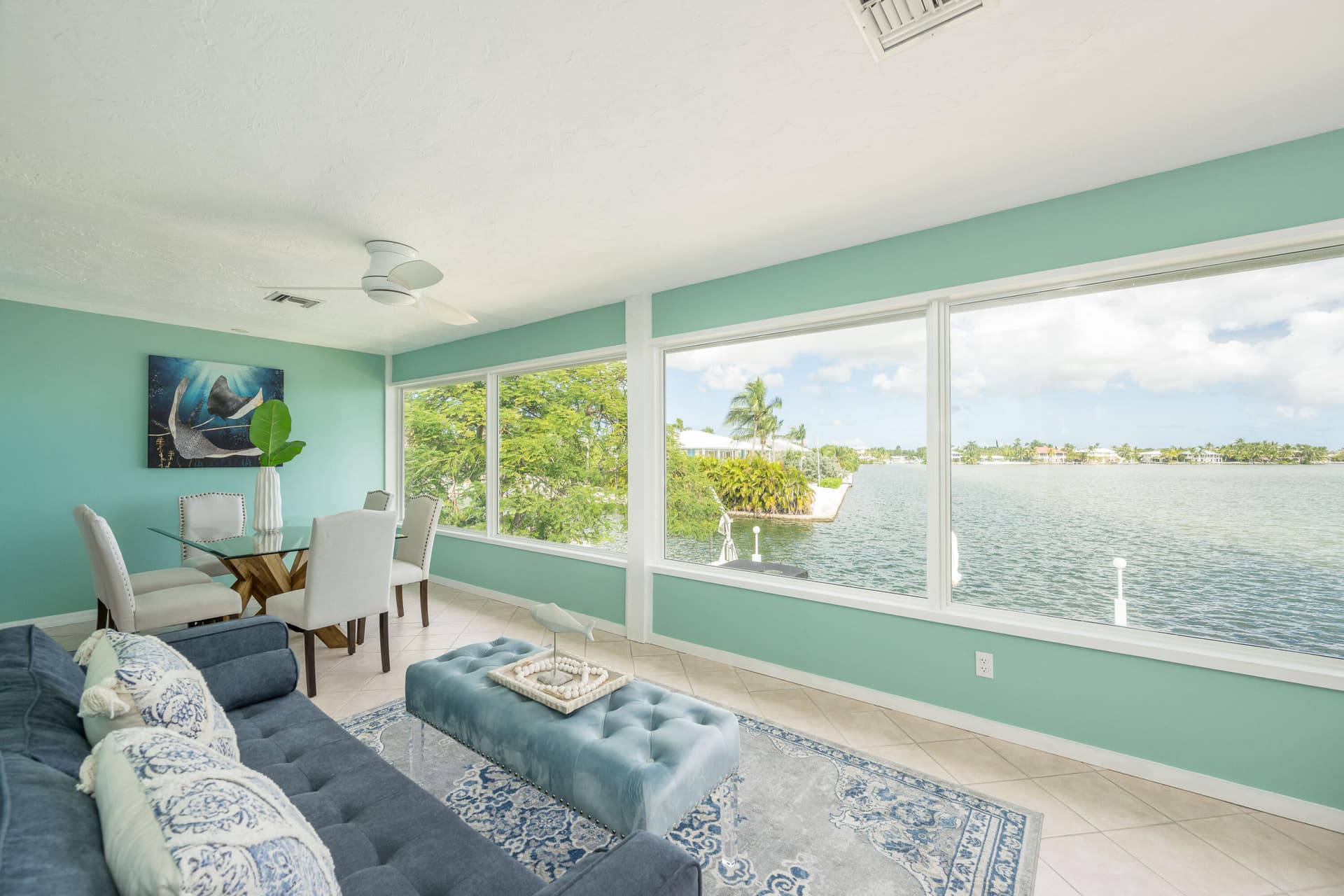205 S Point Drive photo 4