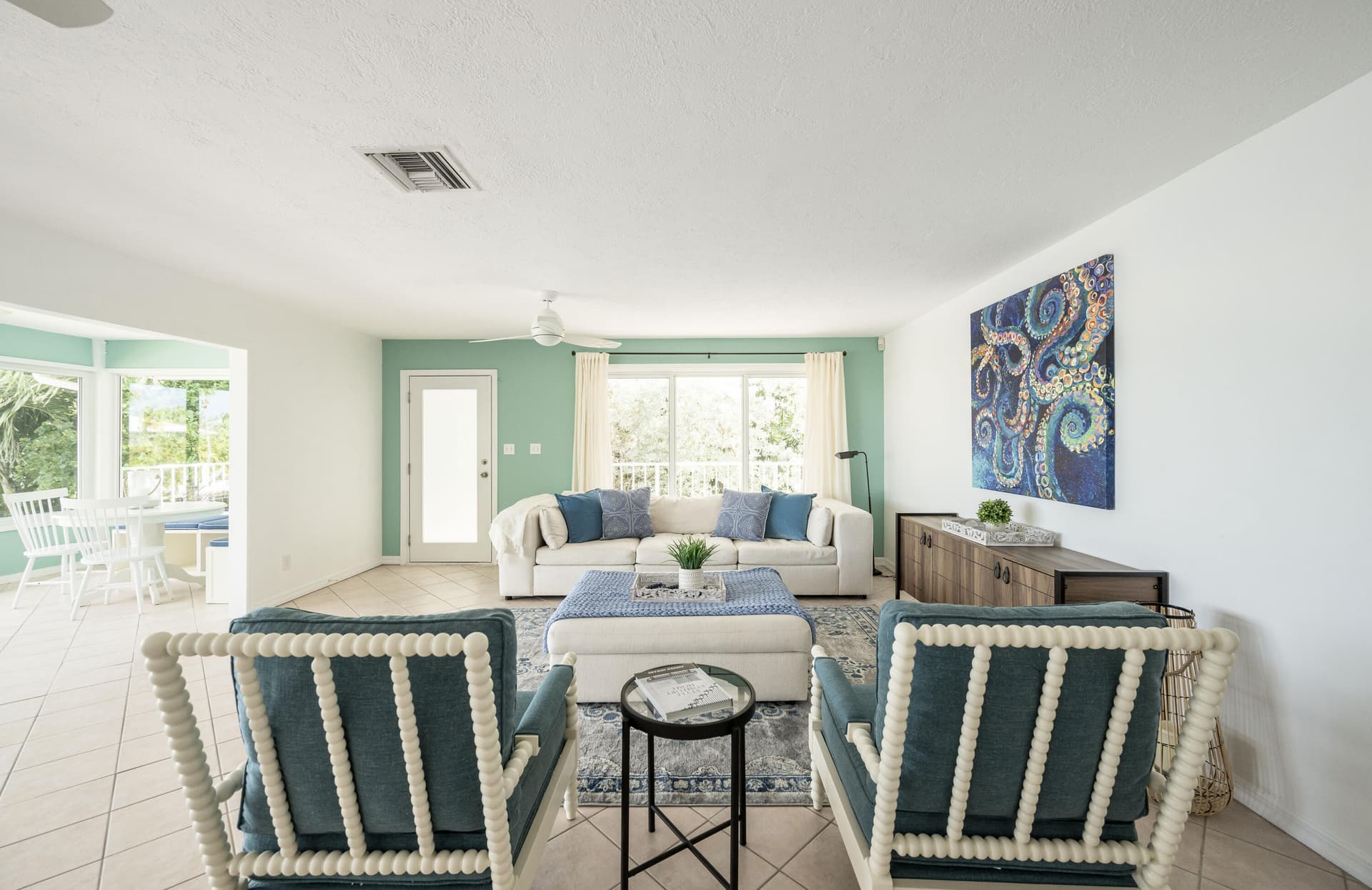 205 S Point Drive photo 12