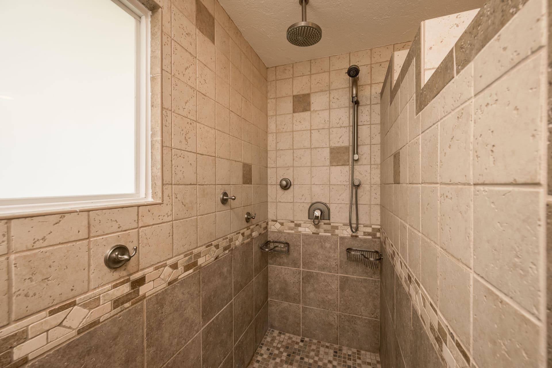 205 S Point Drive photo 25