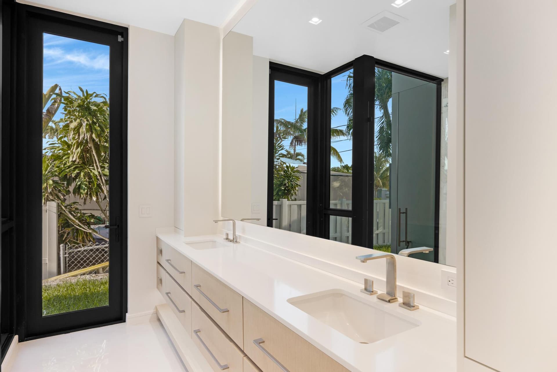 181 Nautilus Drive photo 17