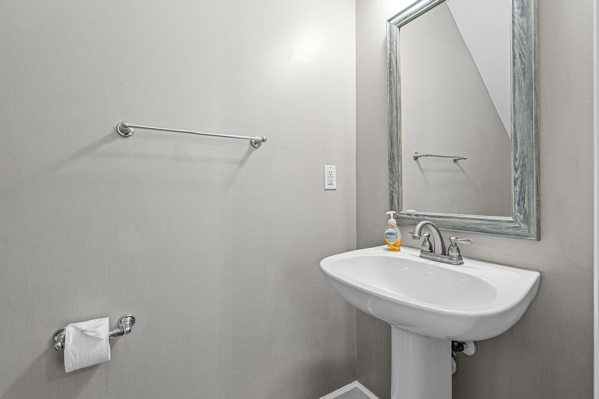 5086 Sunset Village Drive photo 18