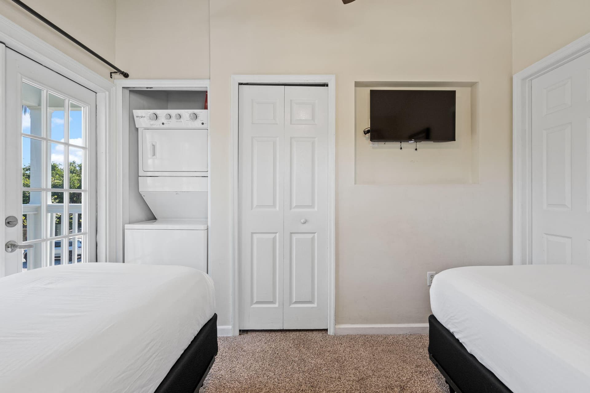 5086 Sunset Village Drive photo 24