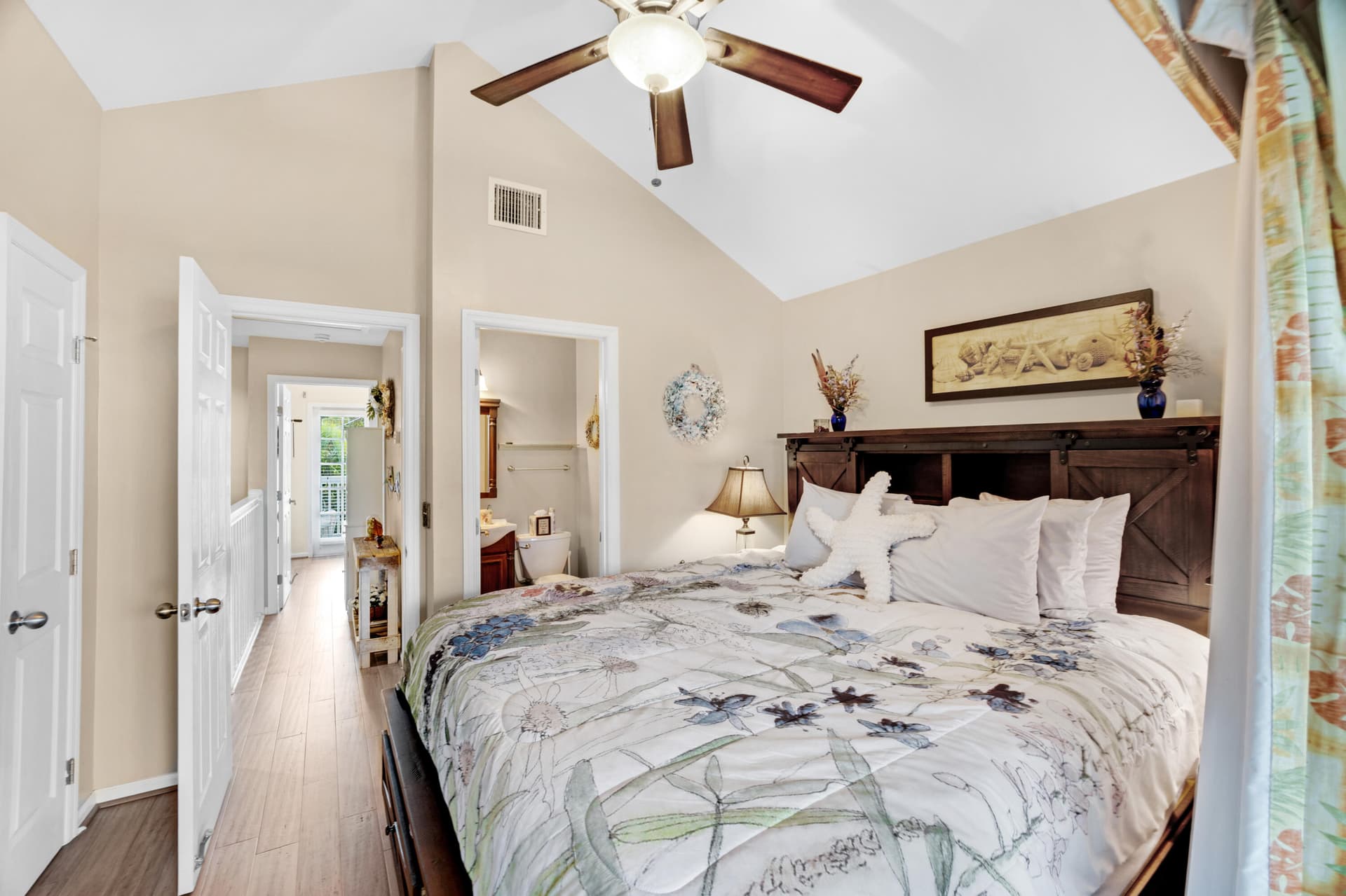 5100 Sunset Village Drive photo 25