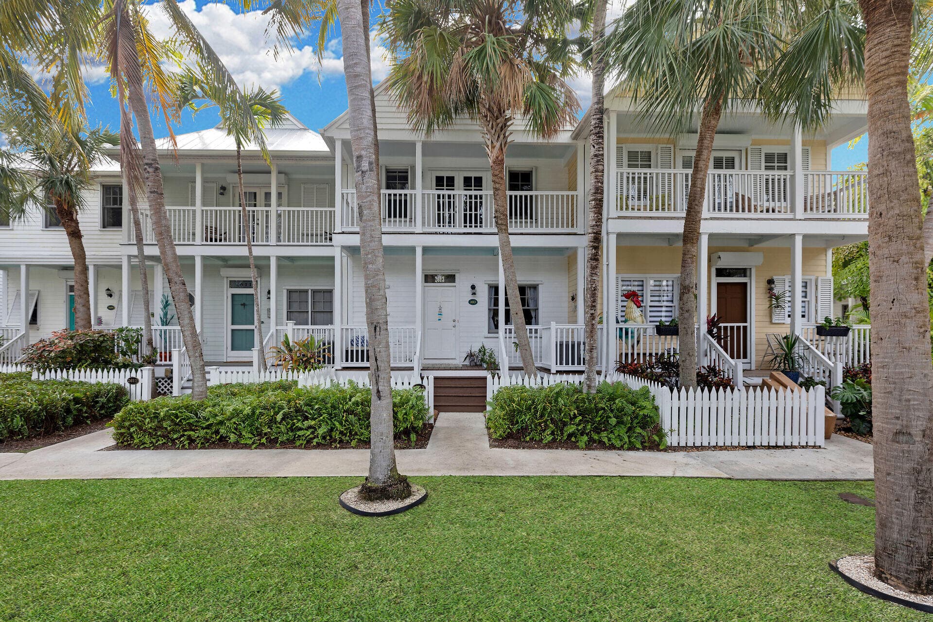 2613 Gulfview Drive photo 2