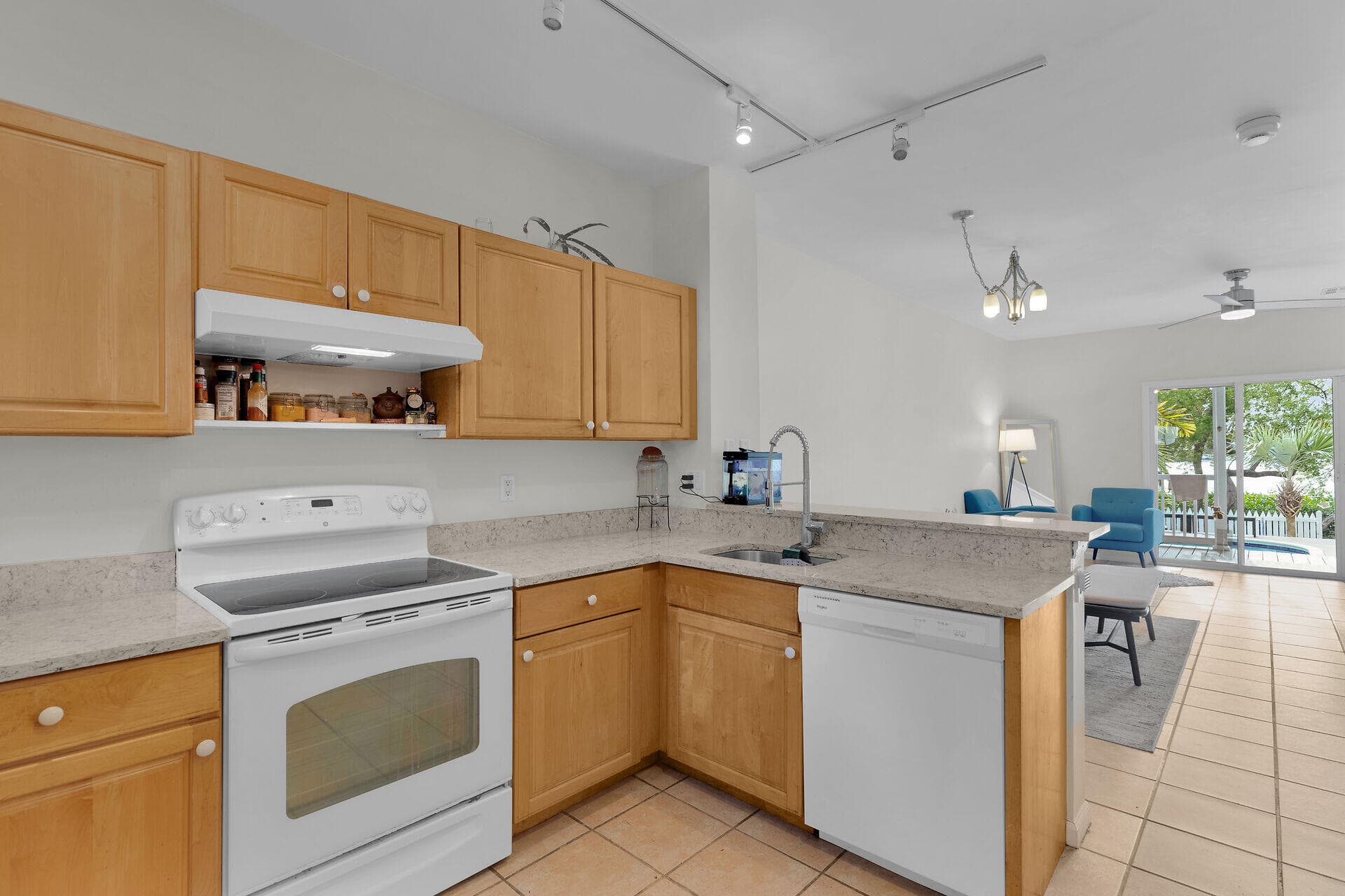 2613 Gulfview Drive photo 7