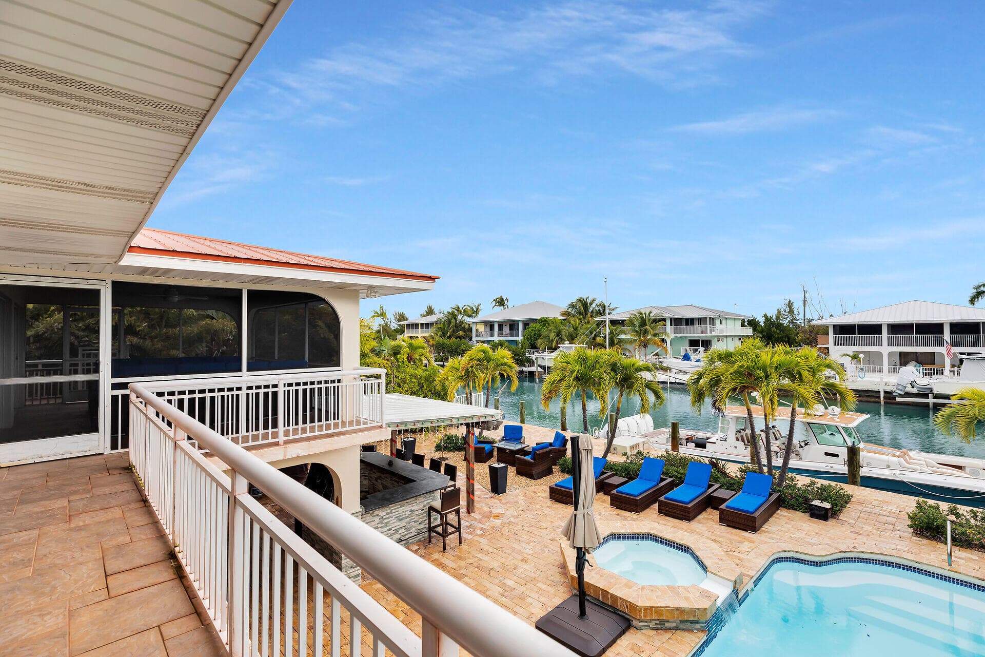 272 W Seaview Drive photo 2