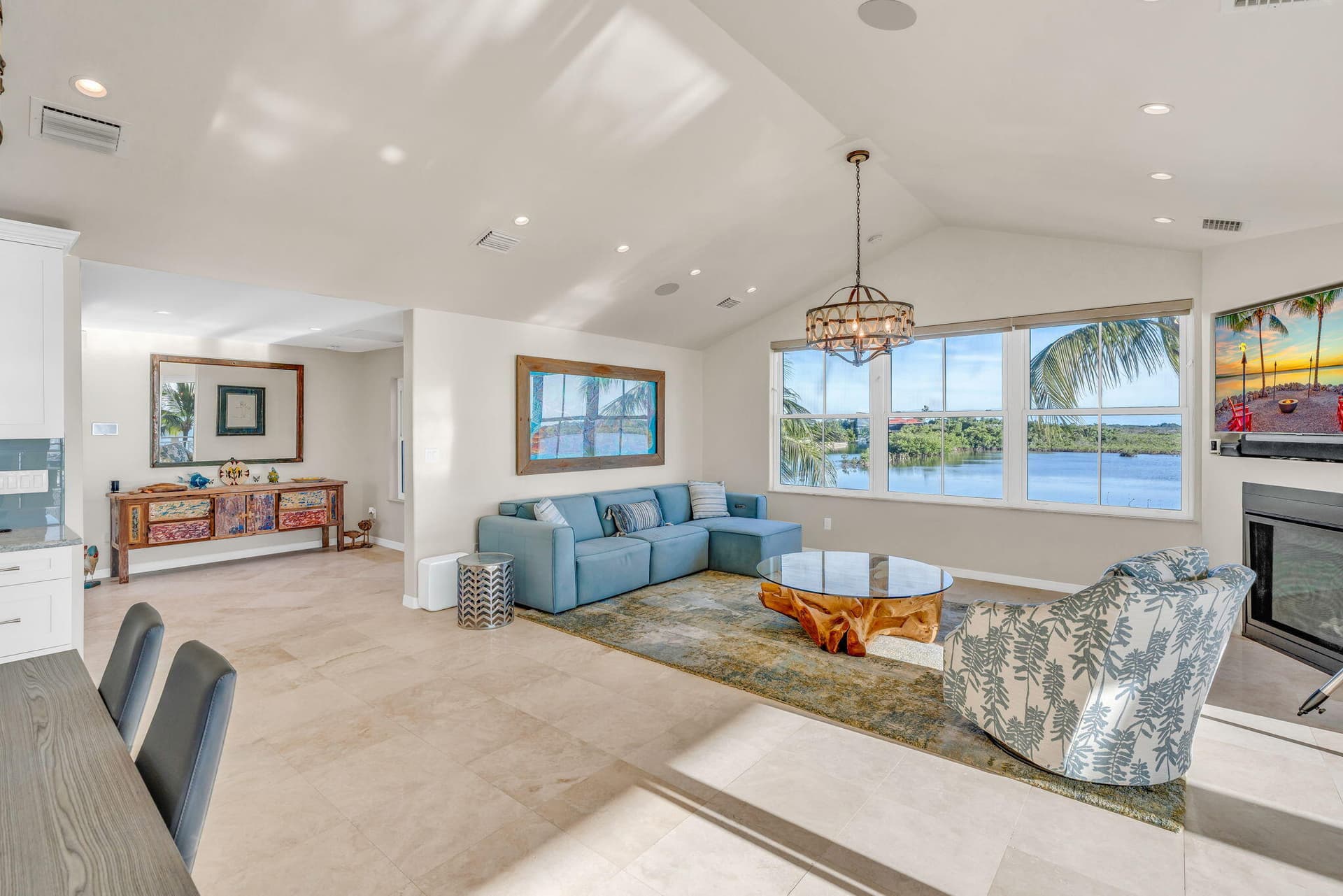 17013 Coral Drive photo 5