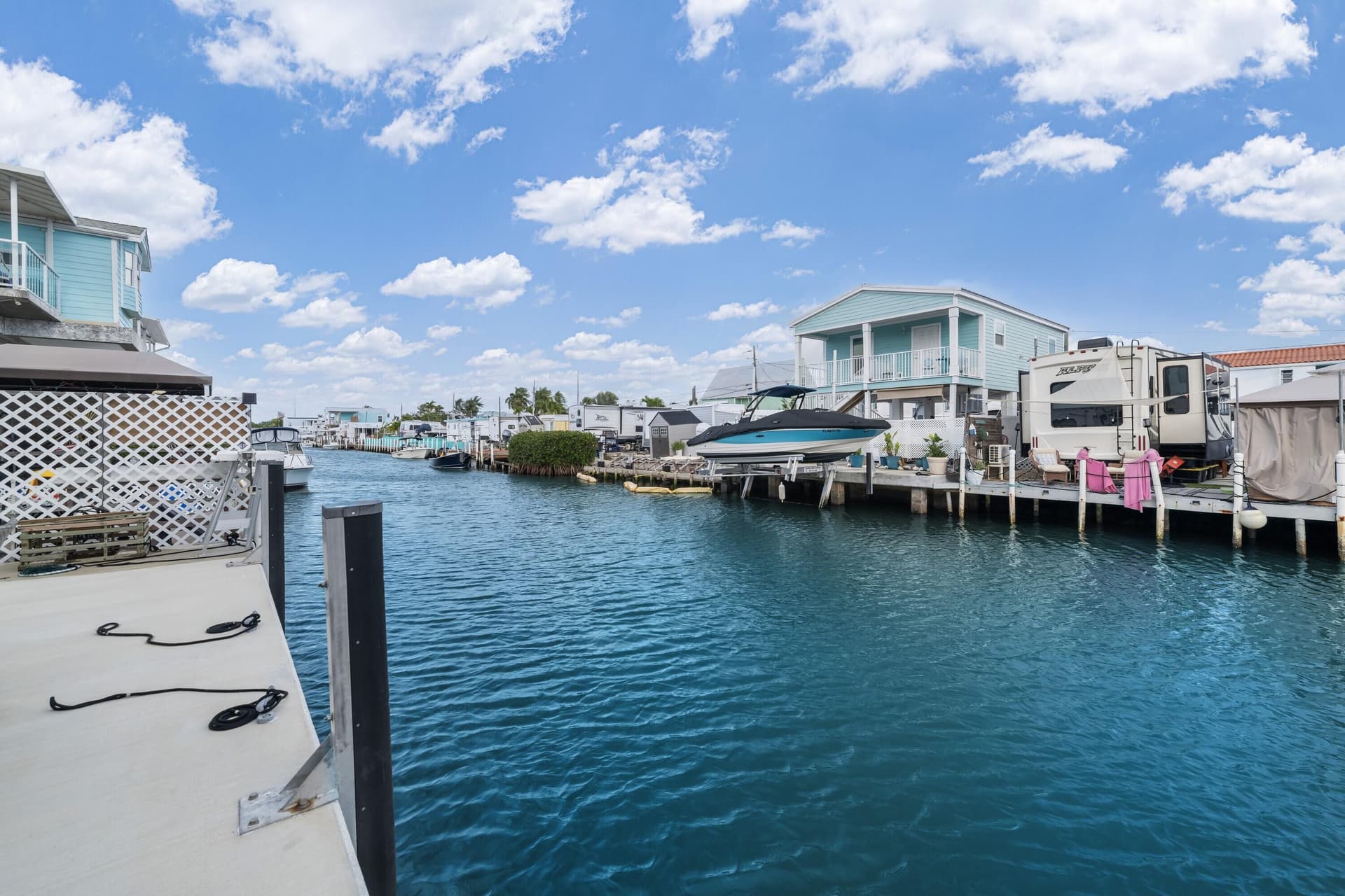 6099 Overseas Highway 83W photo 10