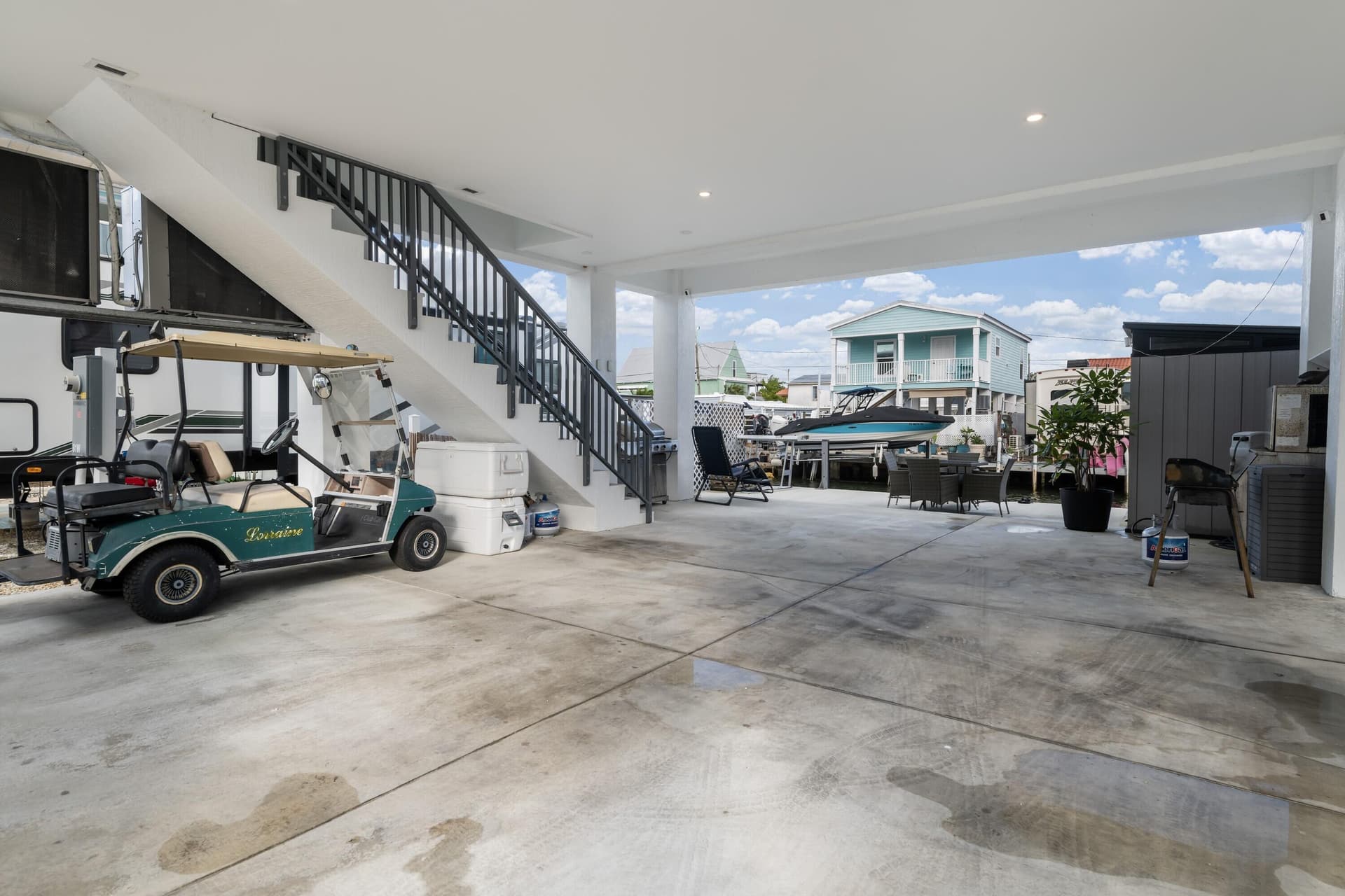 6099 Overseas Highway 83W photo 11