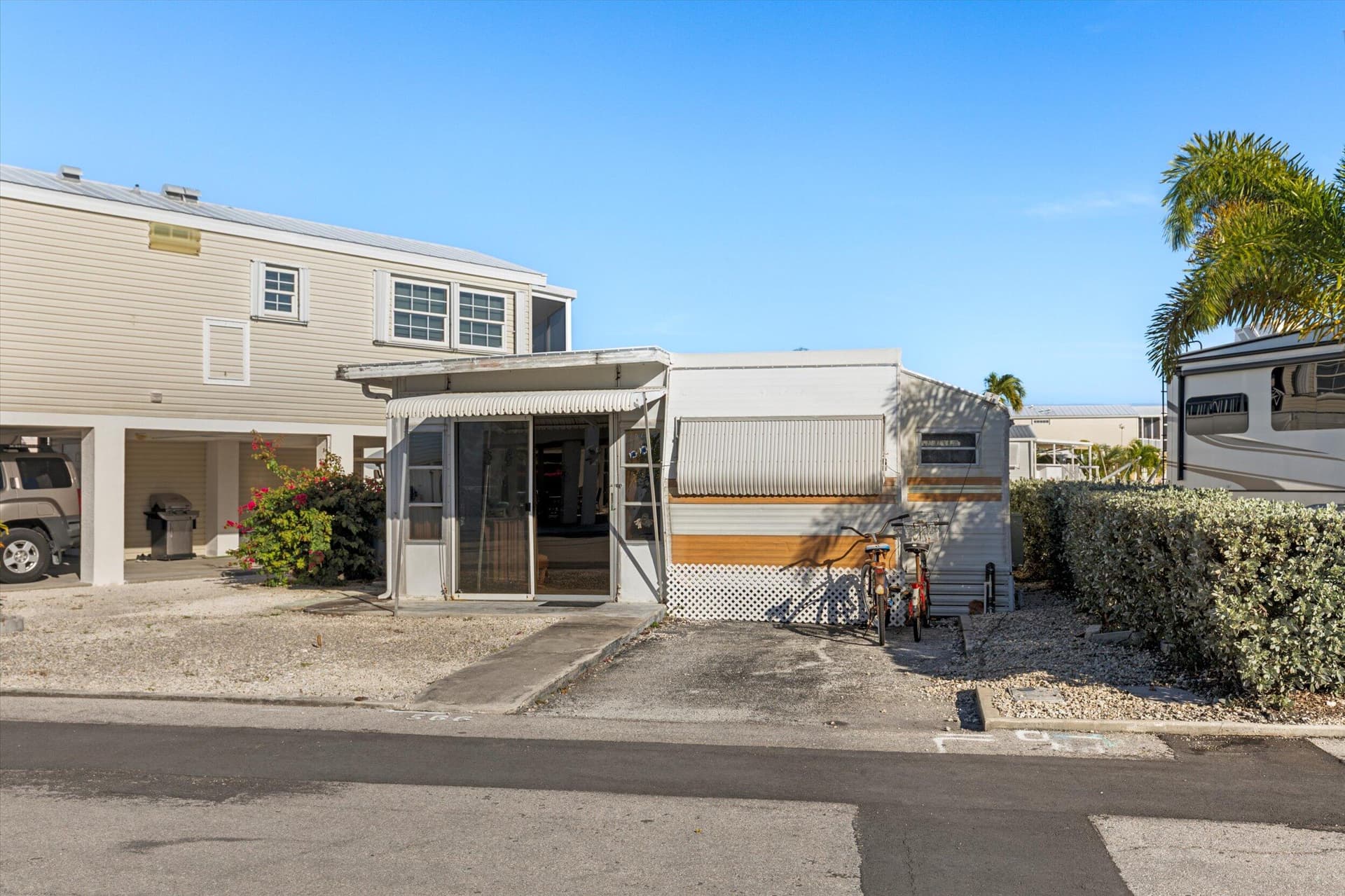 701 Spanish Main Drive 566 photo 2