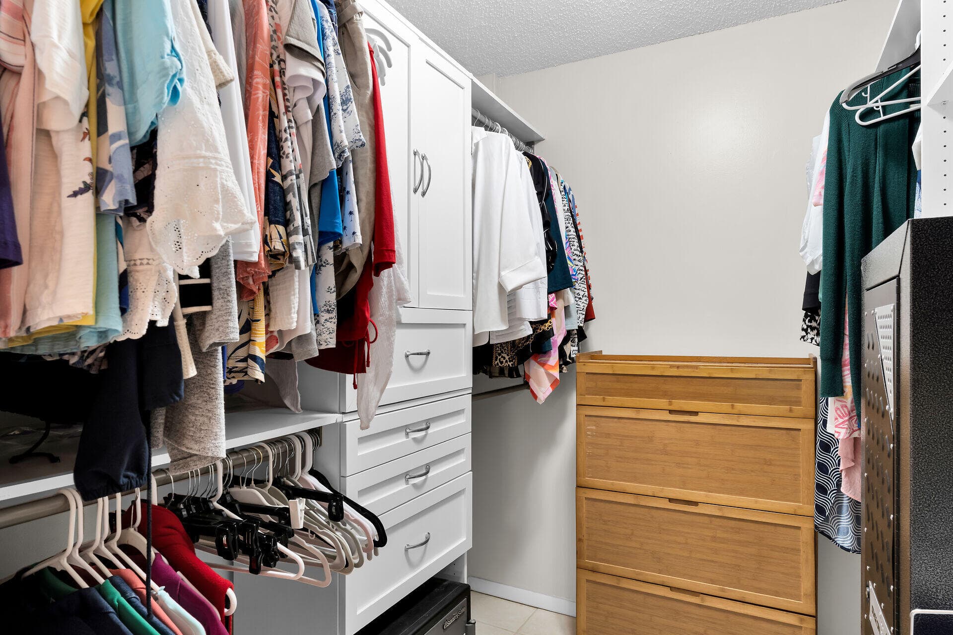 1001 W Ocean Drive 2-201 photo 23