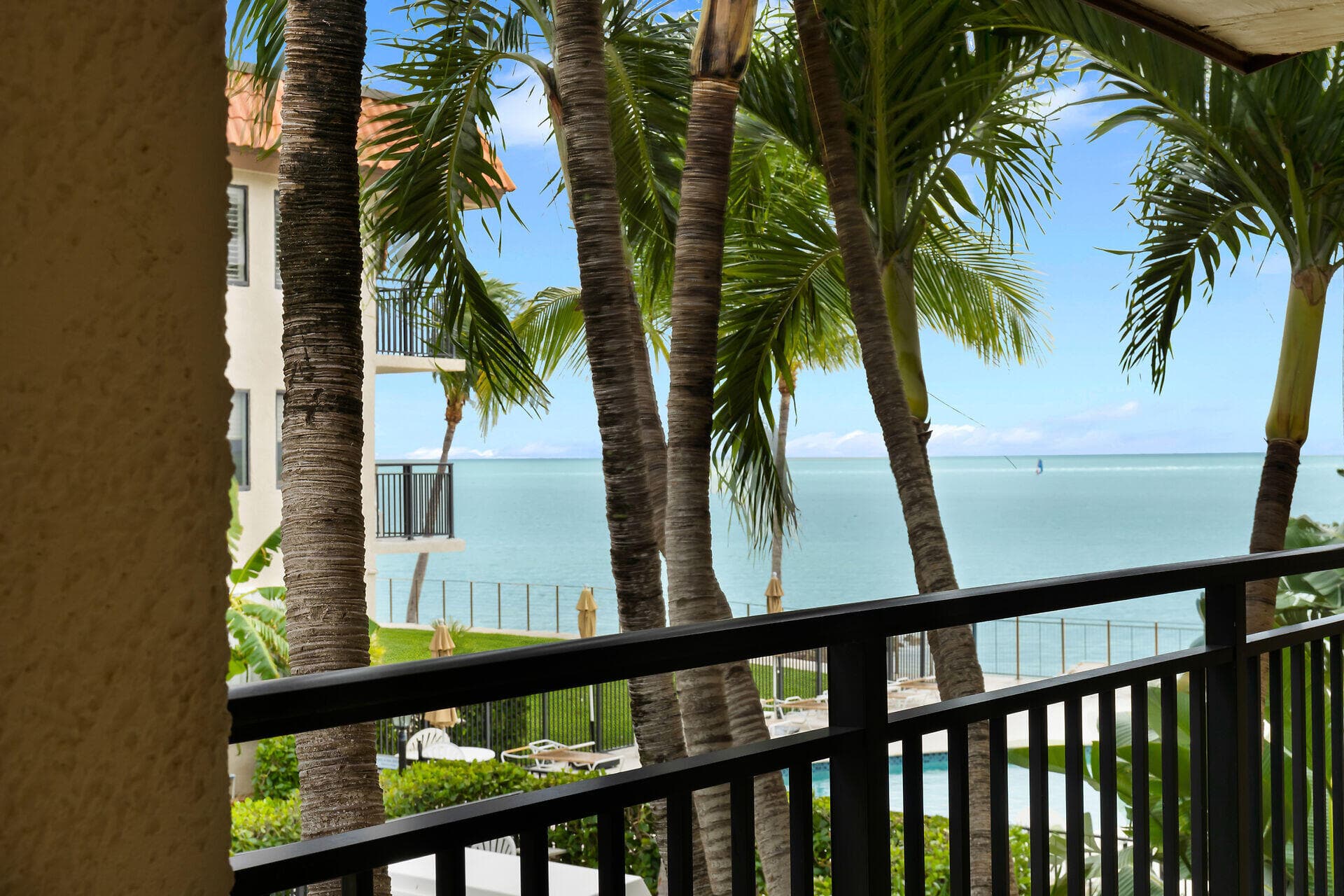 1001 W Ocean Drive 2-201 photo 1