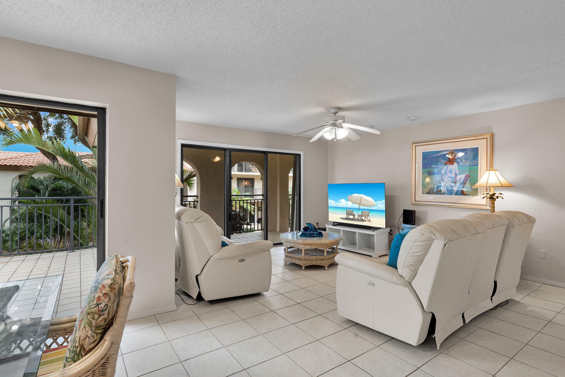 1001 W Ocean Drive 2-201 photo 7