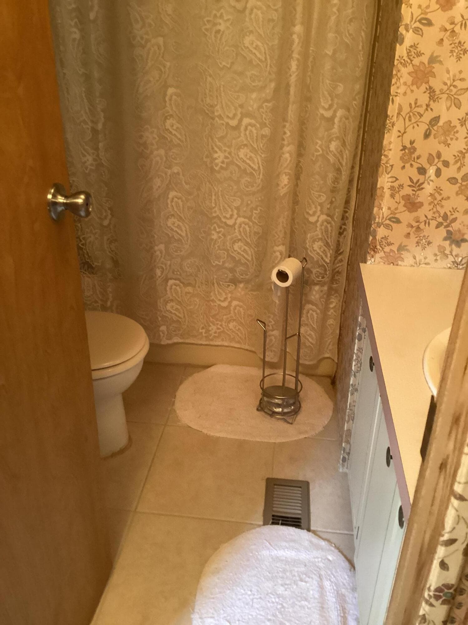 264 Mars Lane photo 12