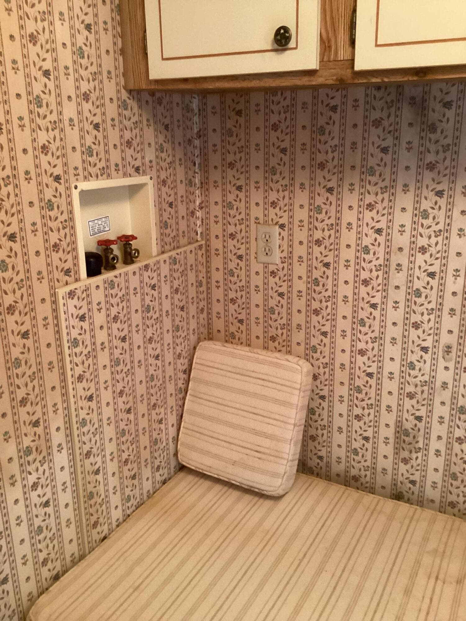 264 Mars Lane photo 15