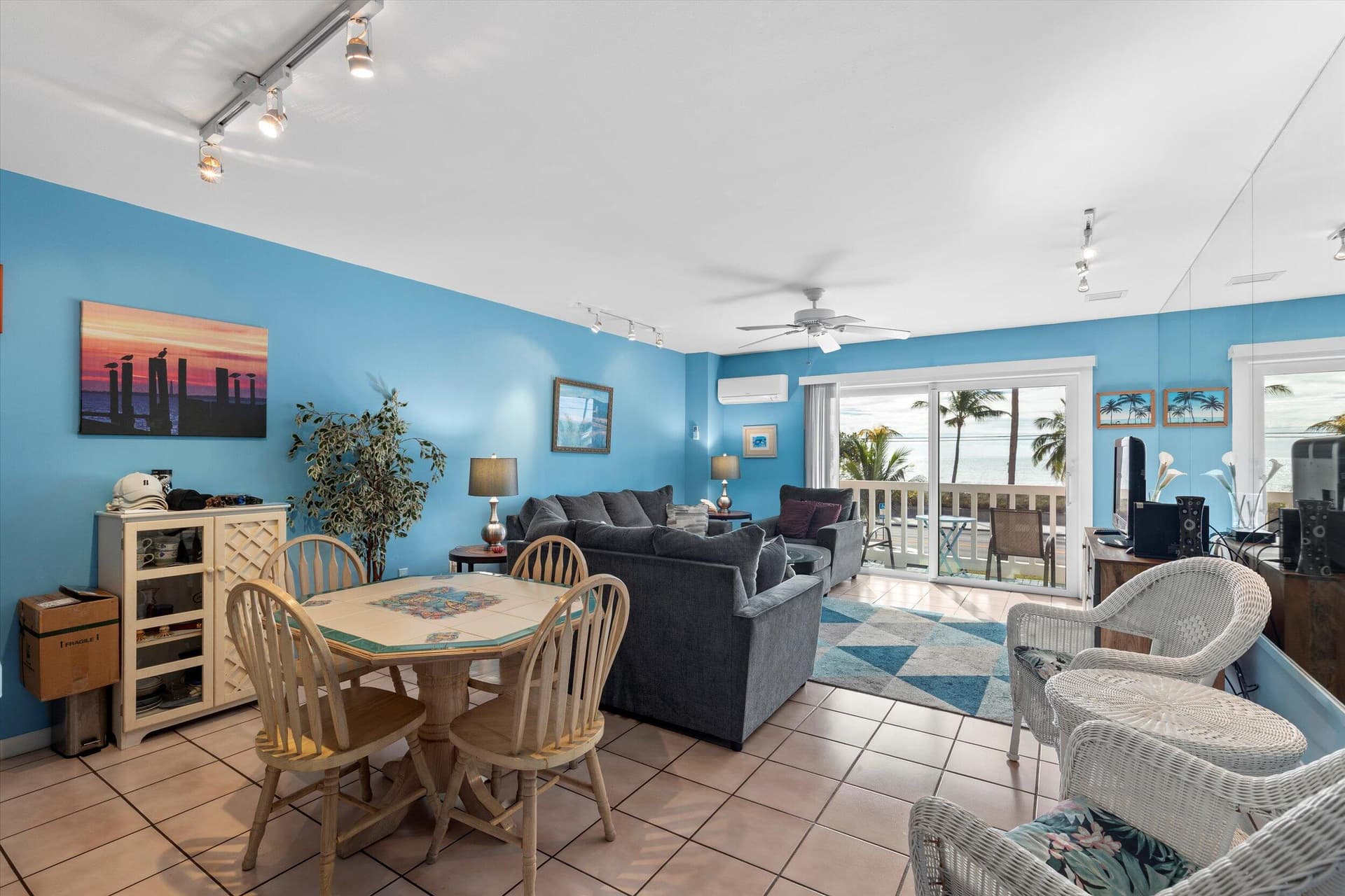 2601 S Roosevelt Boulevard 204A photo 3