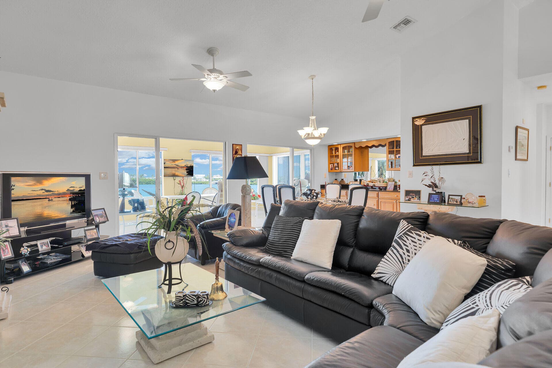 900 Shelter Bay Dr Ocean Drive photo 3
