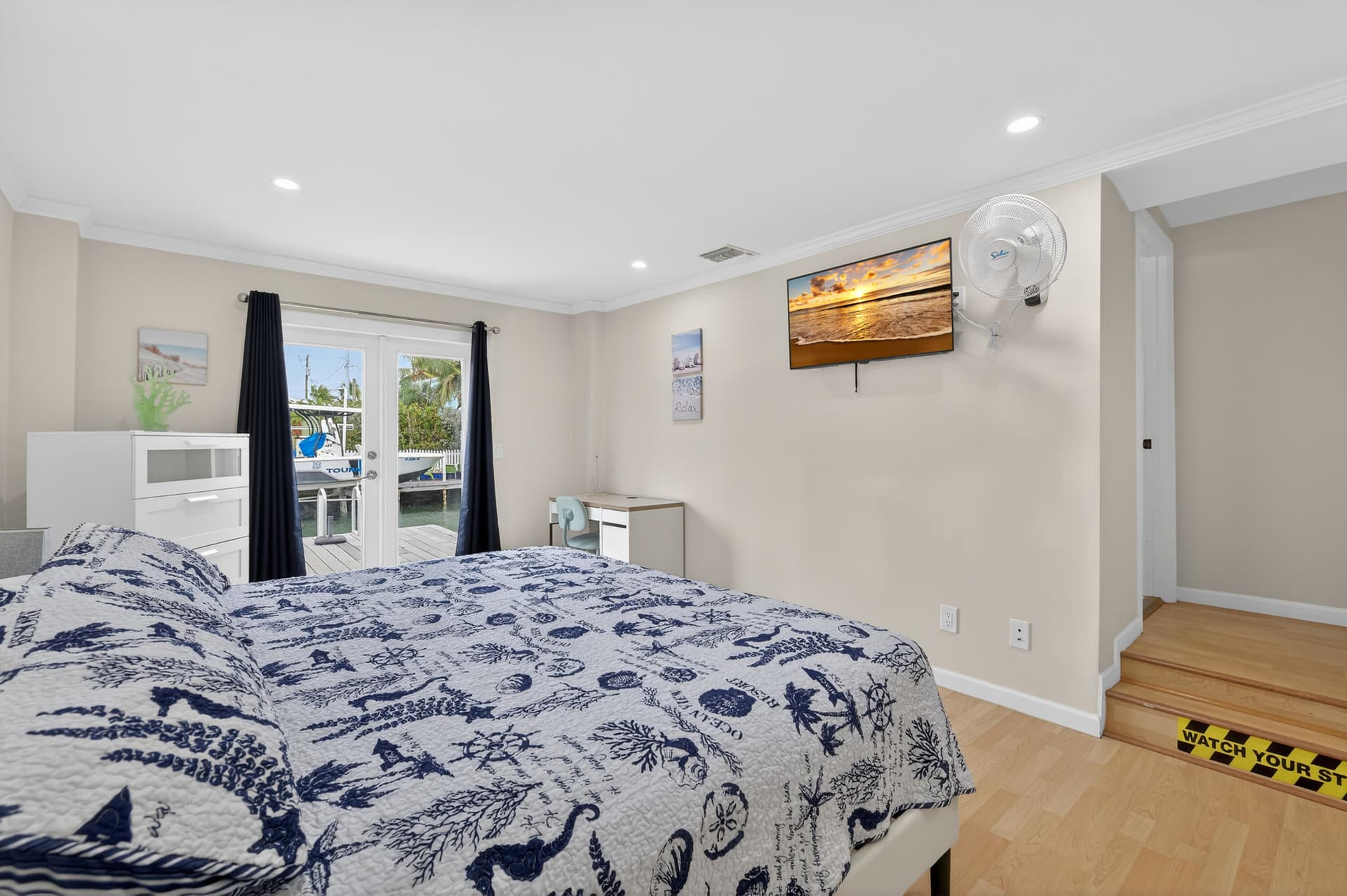 27 Riviera Drive photo 3