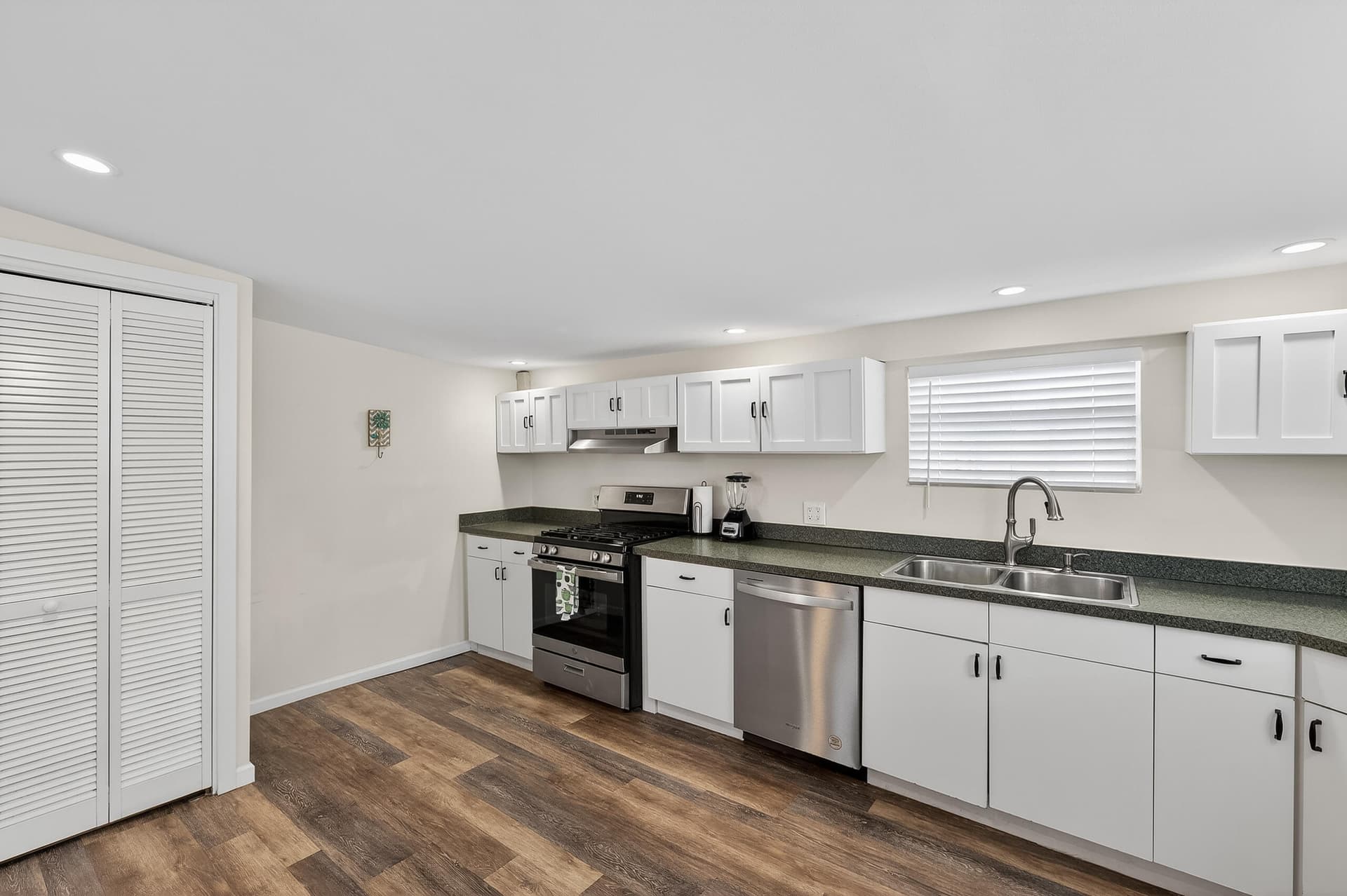 27 Riviera Drive photo 14