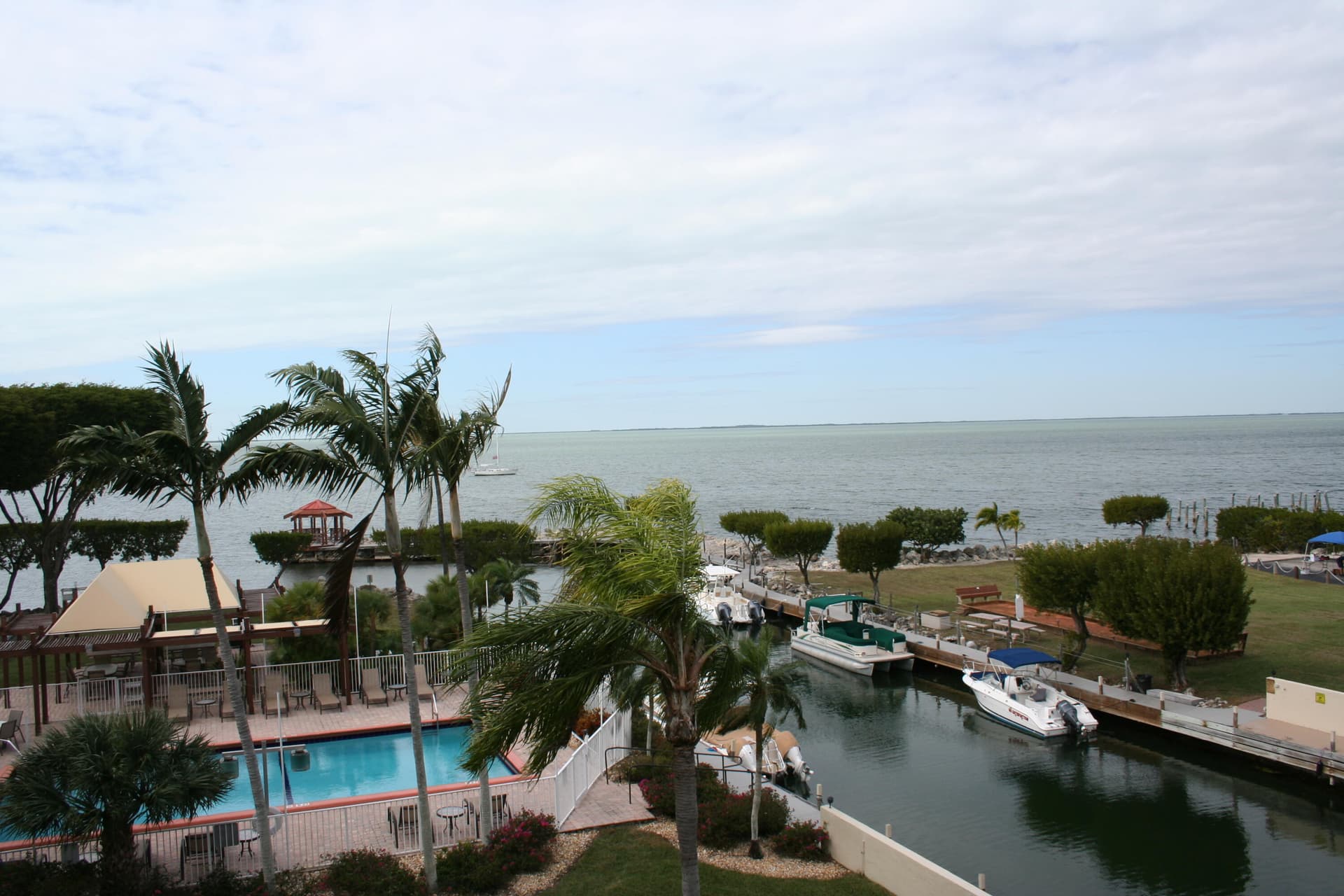 104500 Overseas Highway A302 photo 25