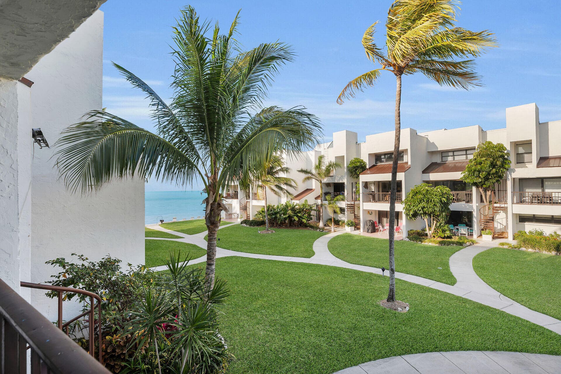 601 W Ocean Drive 410 photo 20