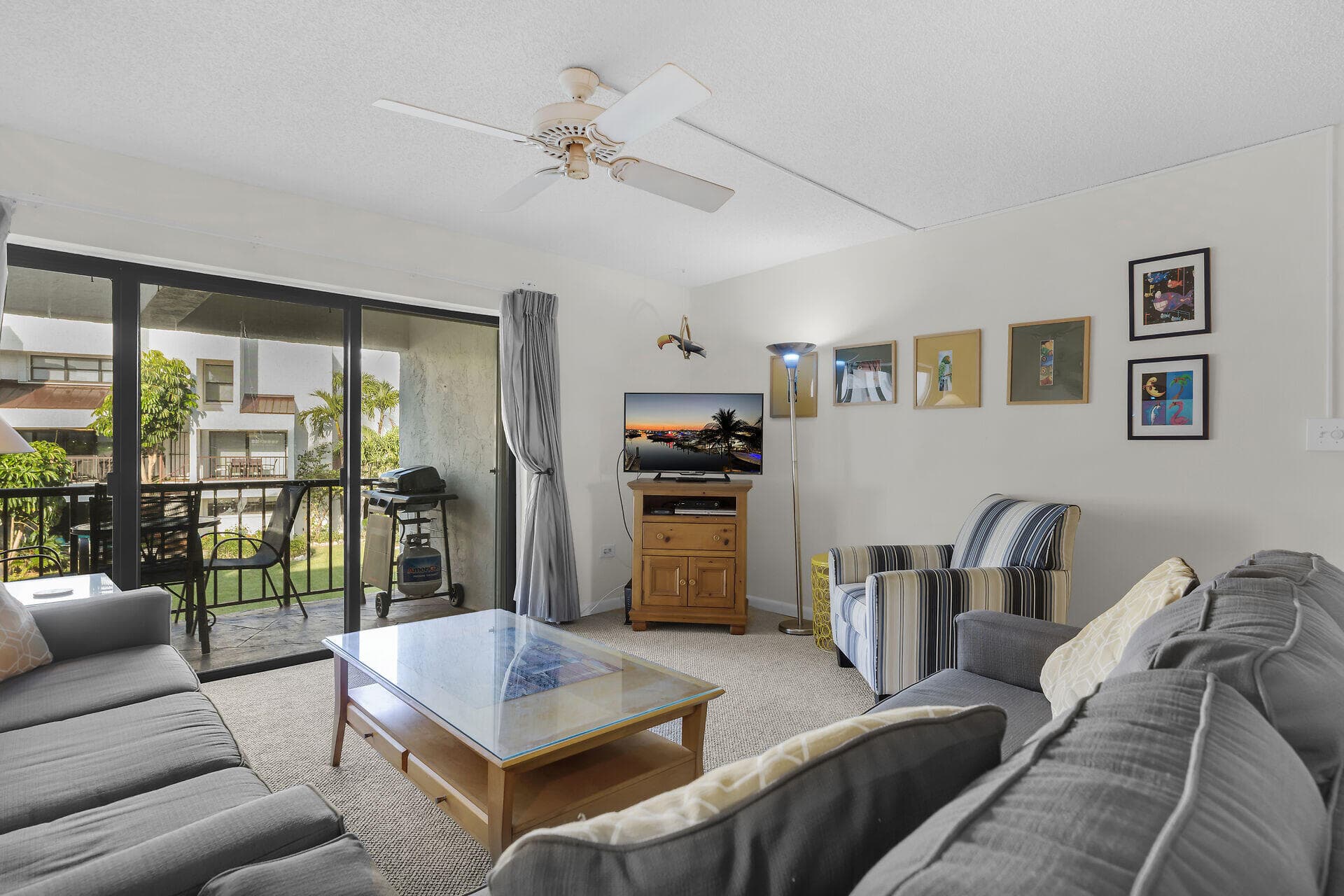 601 W Ocean Drive 410 photo 14