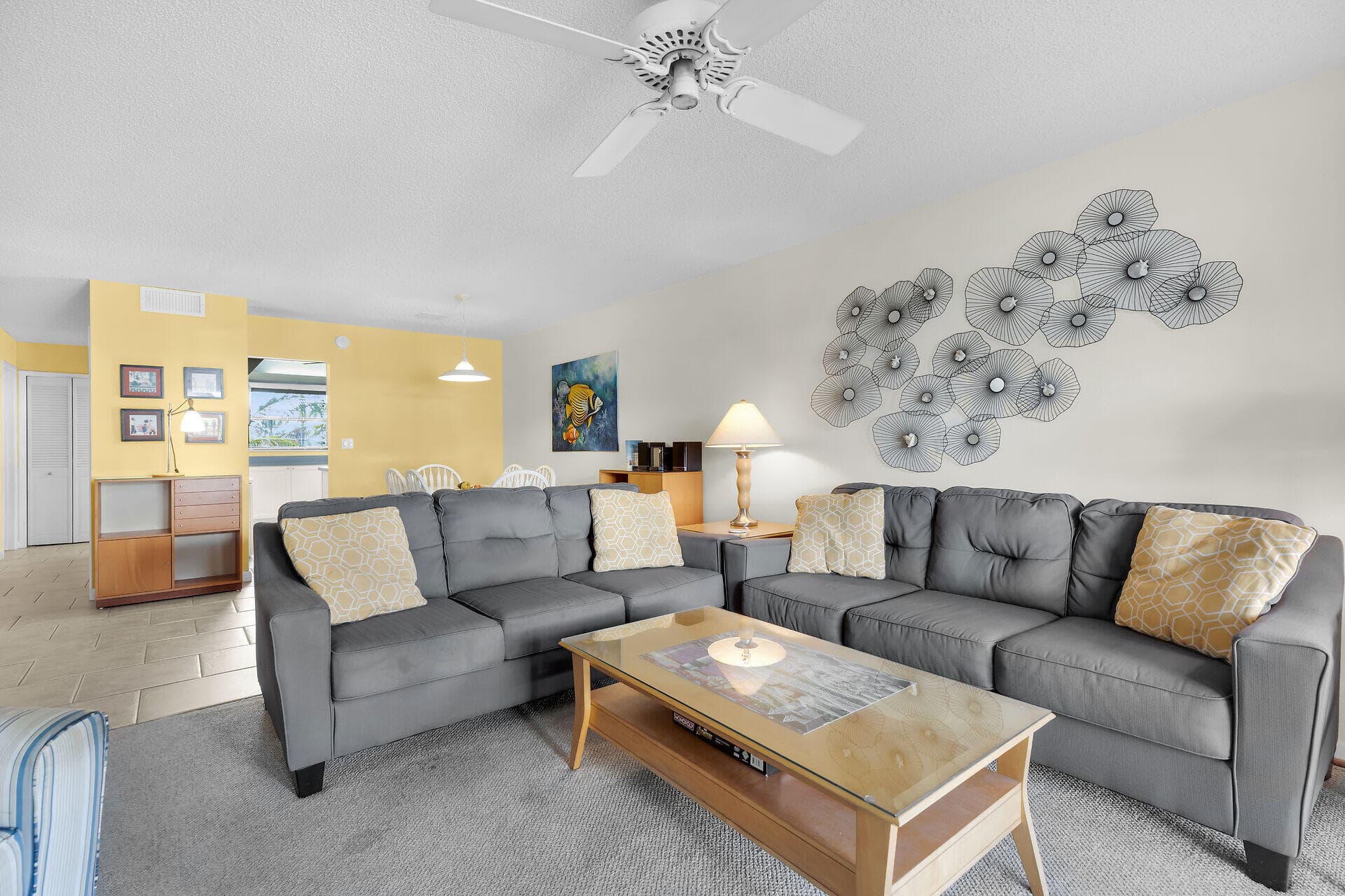 601 W Ocean Drive 410 photo 15