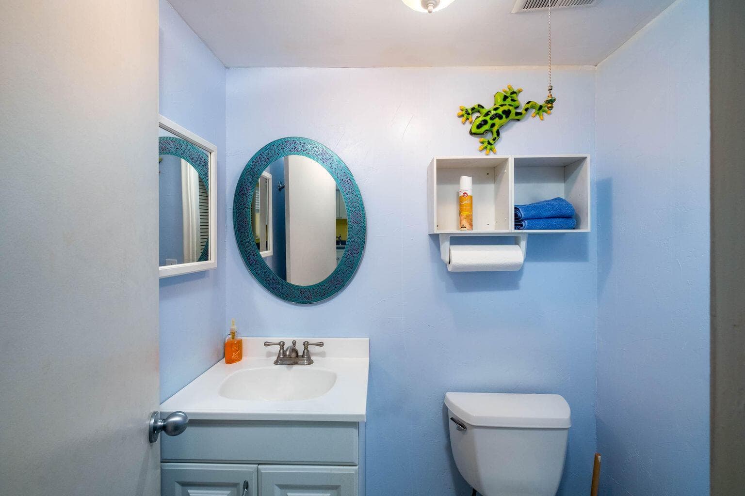 601 W Ocean Drive 410 photo 21