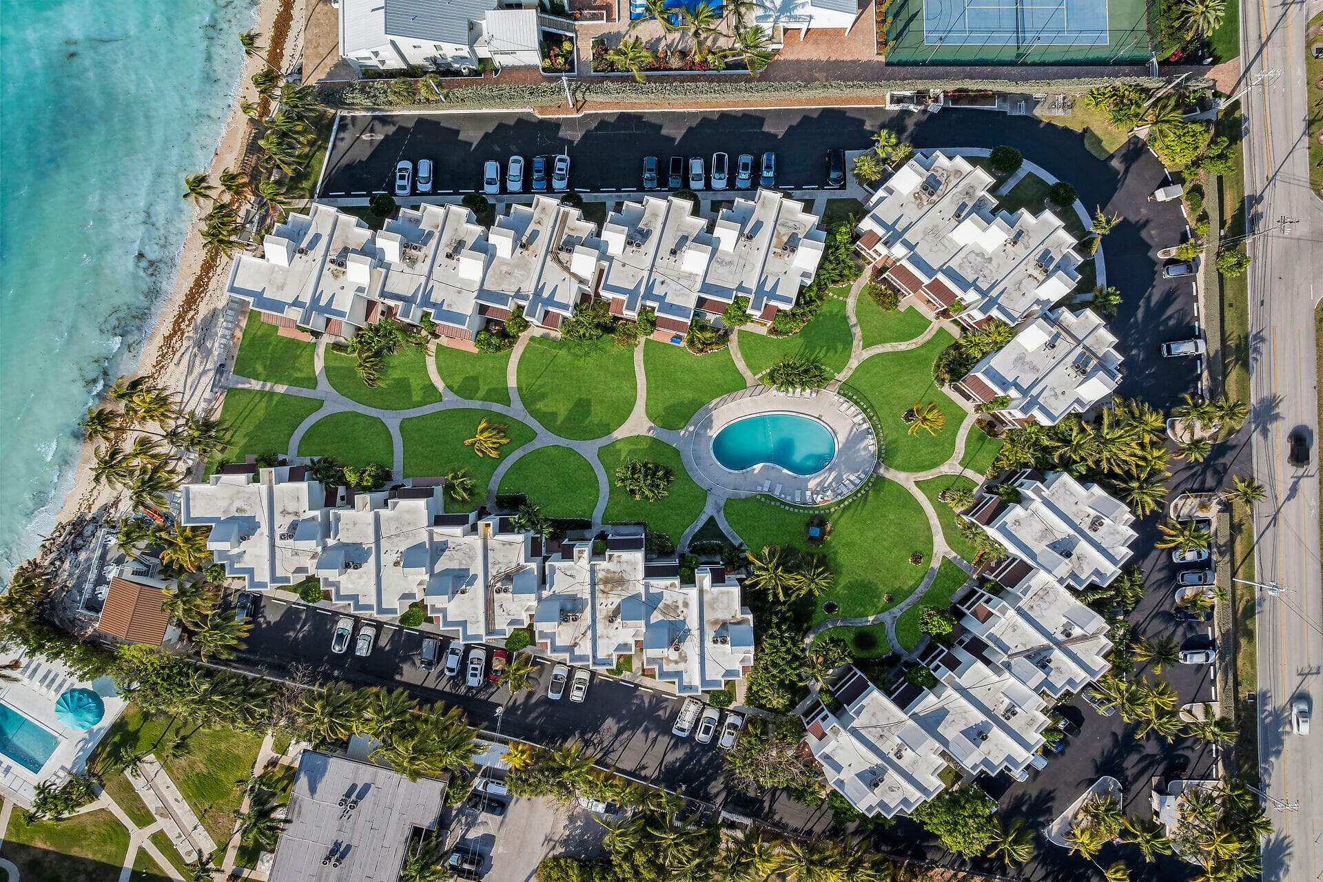 601 W Ocean Drive 410 photo 1