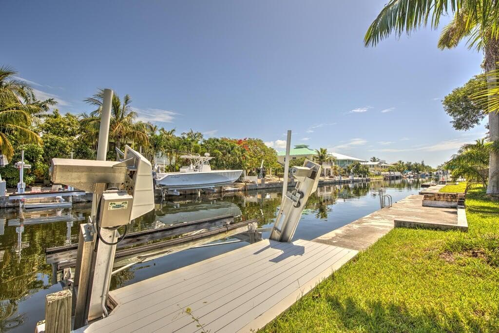 22865 Redfish Lane photo 3