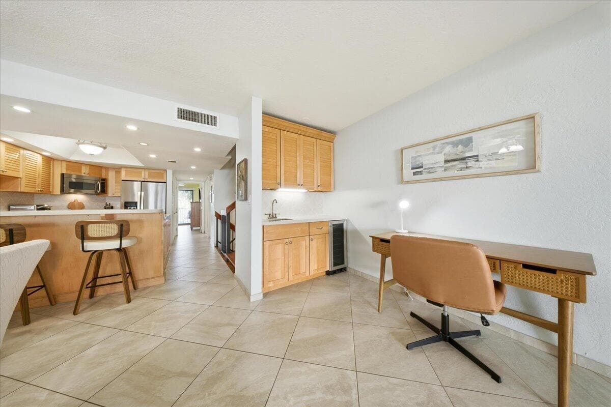 1133 W Ocean Drive 7 photo 9