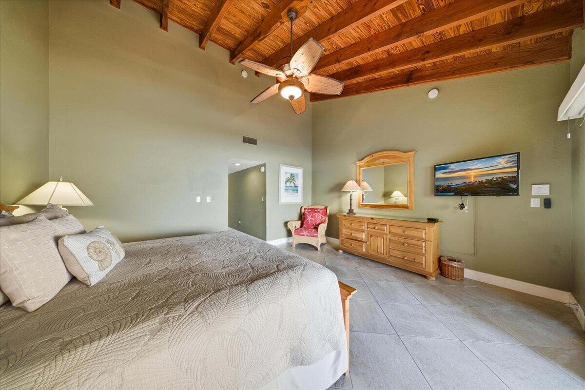 1133 W Ocean Drive 7 photo 15