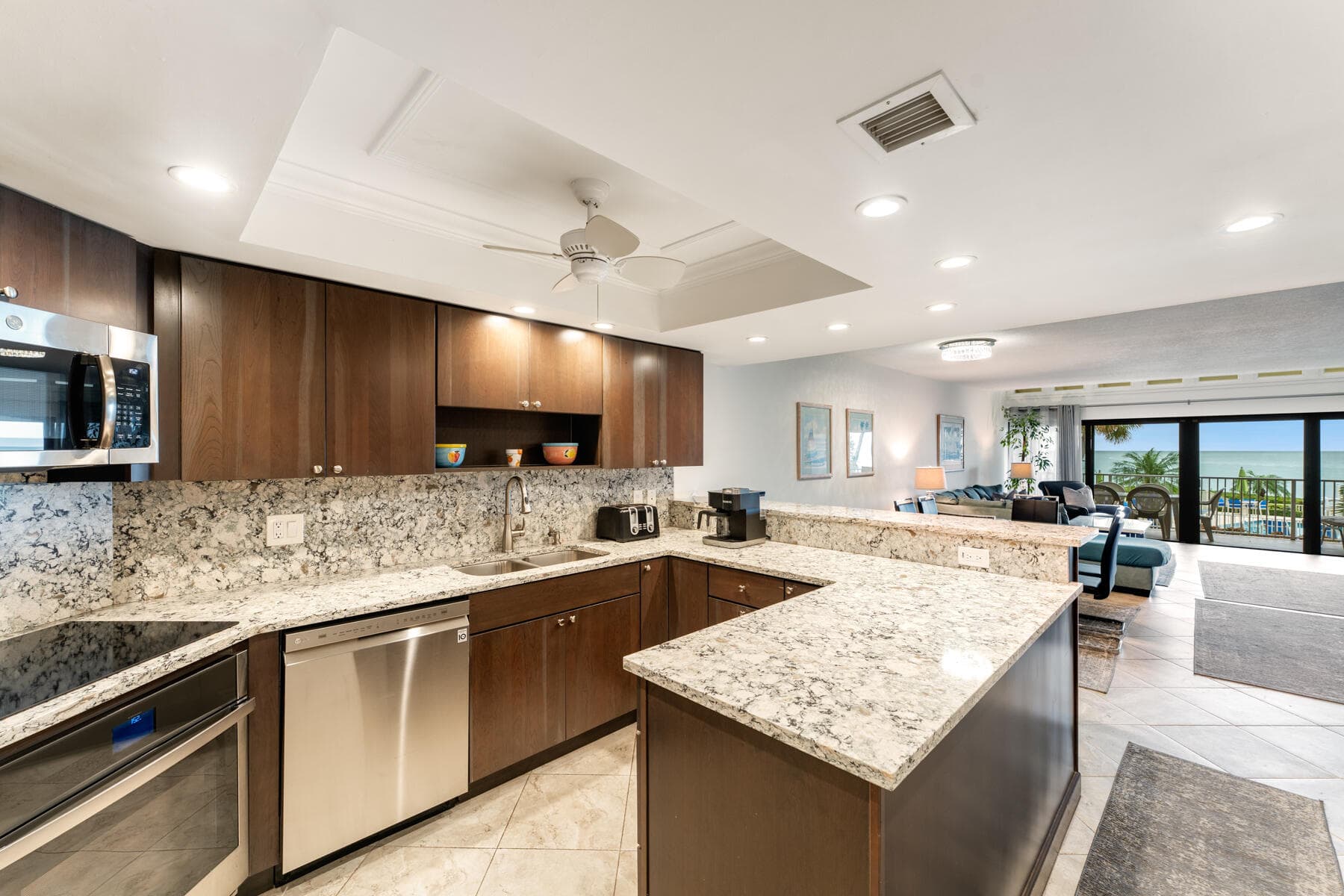 1133 W Ocean Drive 10 photo 11