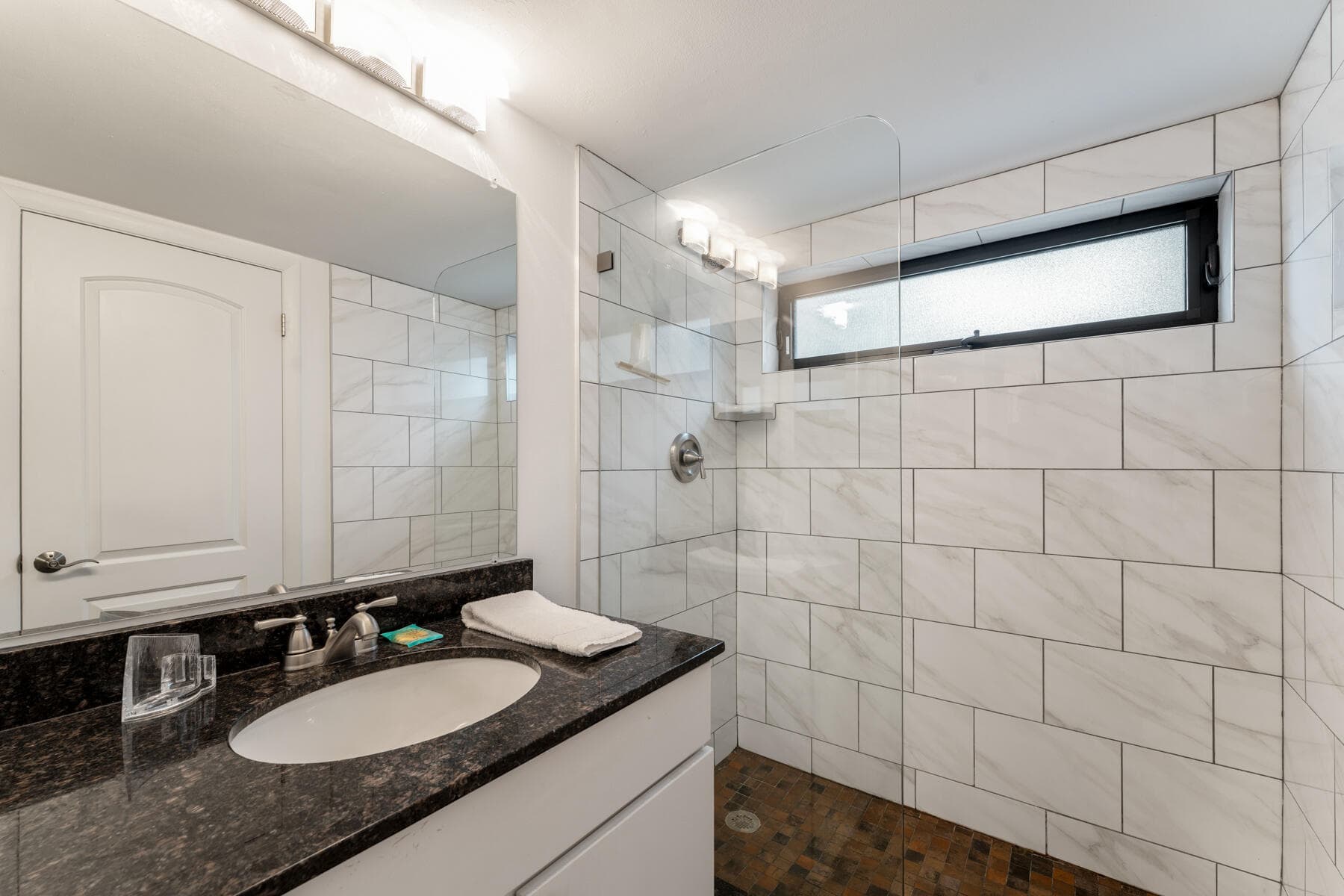 1133 W Ocean Drive 10 photo 25