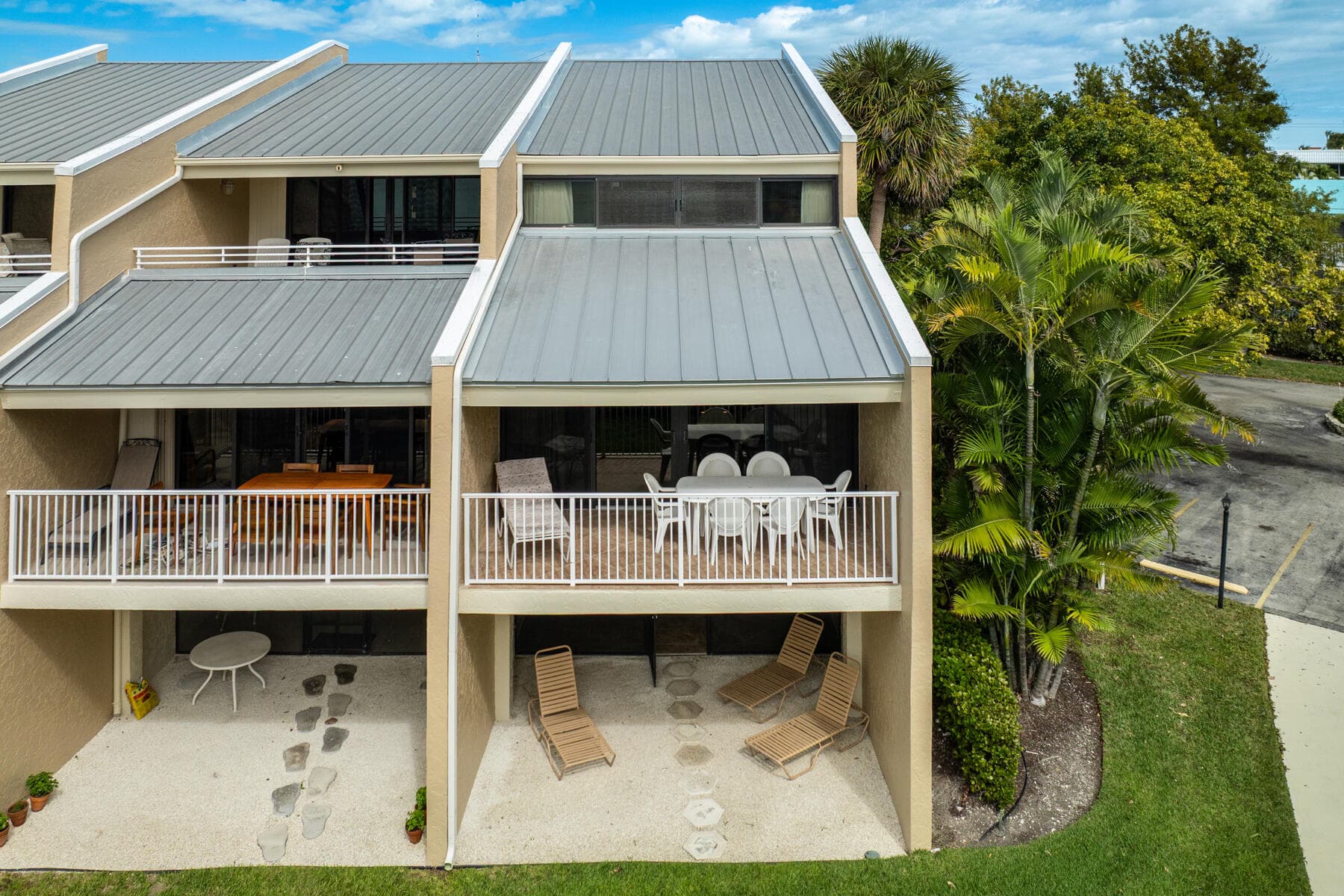 1133 W Ocean Drive 10 photo 6