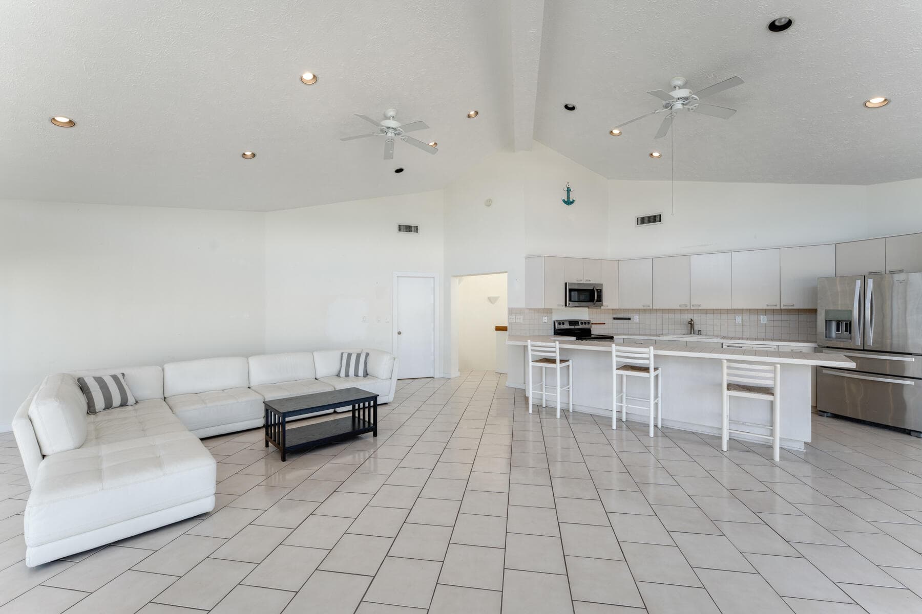 184 Bahama Avenue photo 19