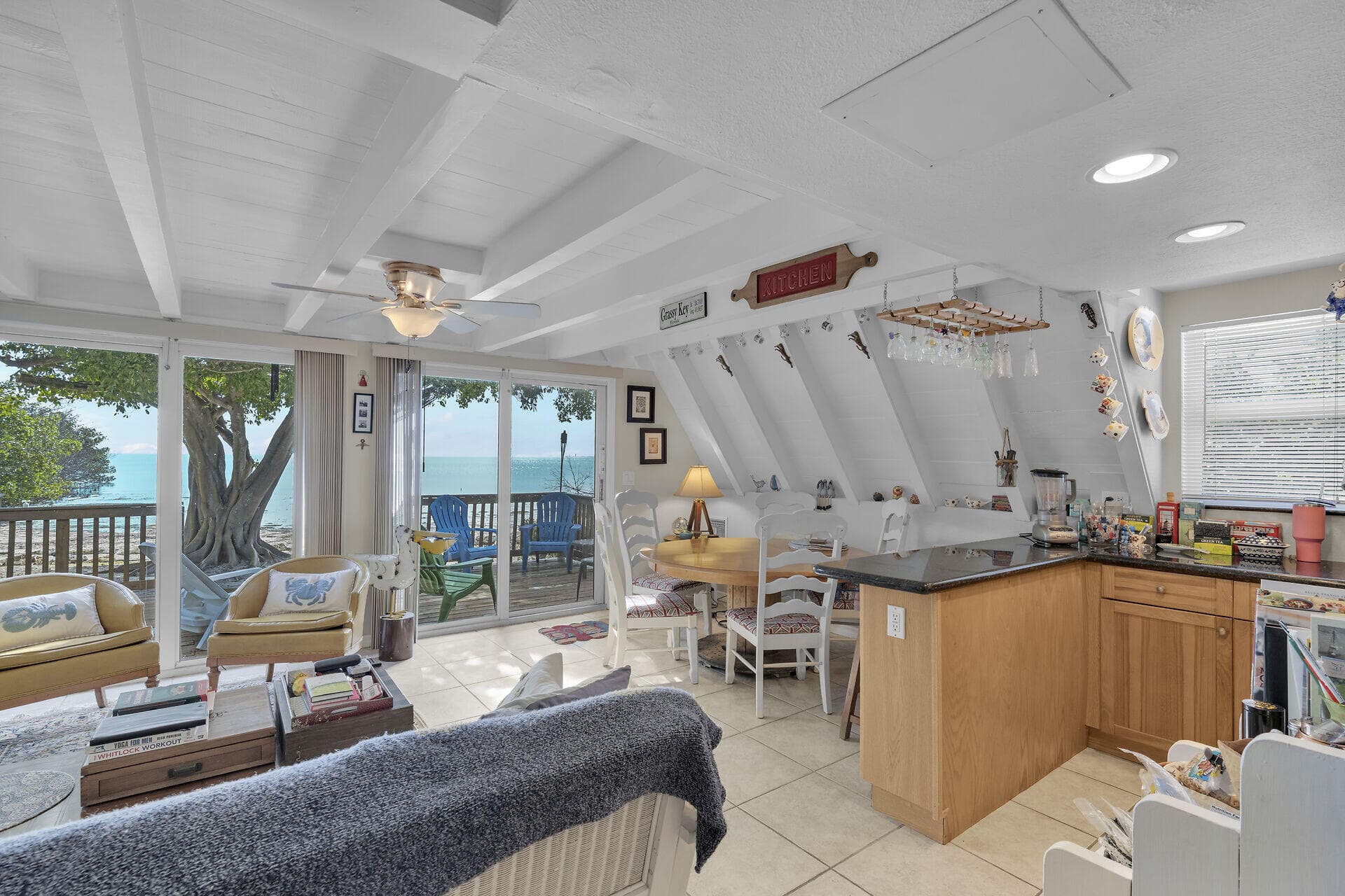58950 Overseas Highway 48 photo 1