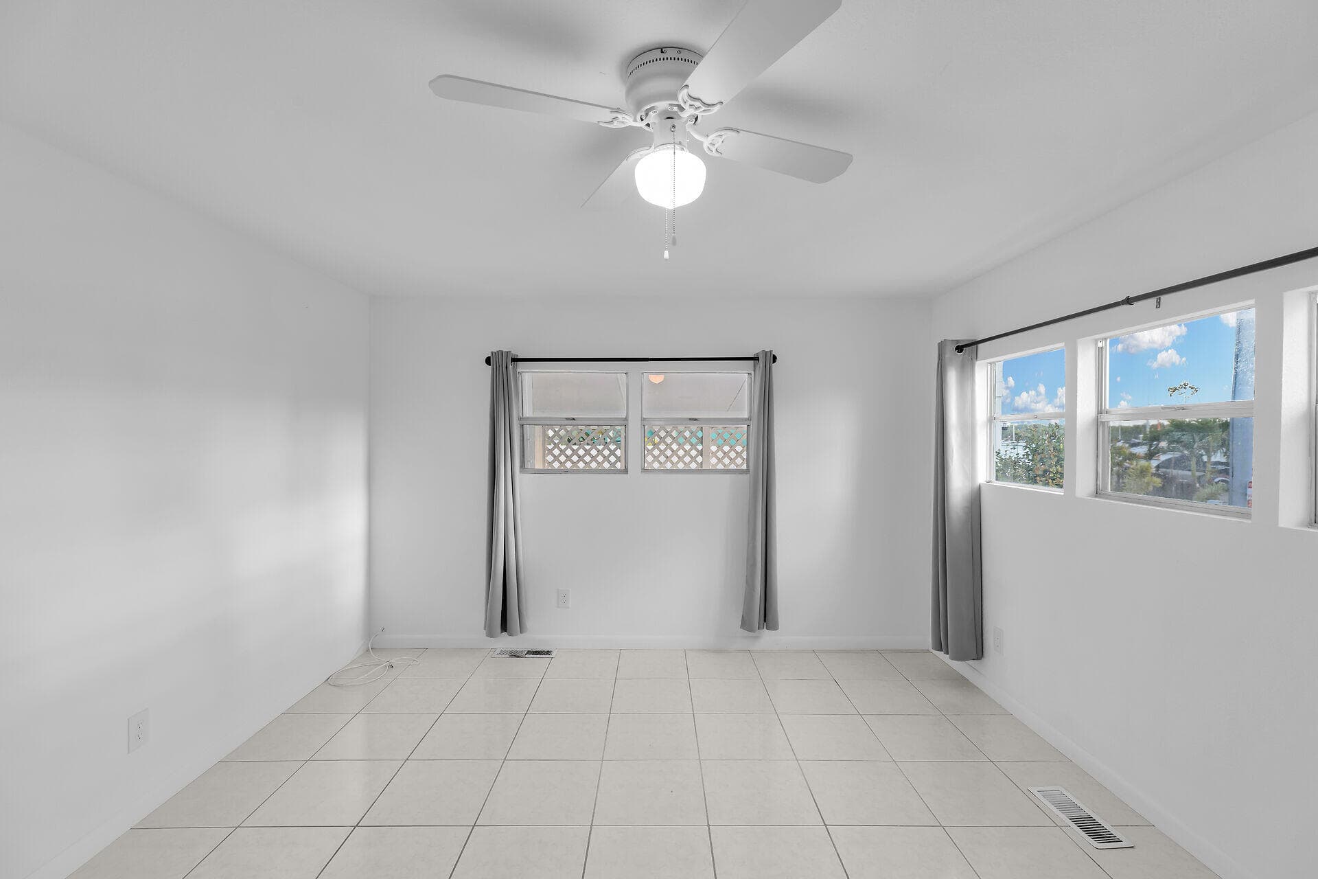 1250 27th Street photo 22