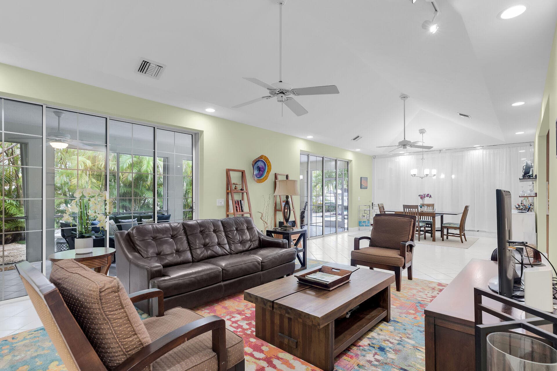 20920 5th Avenue photo 5